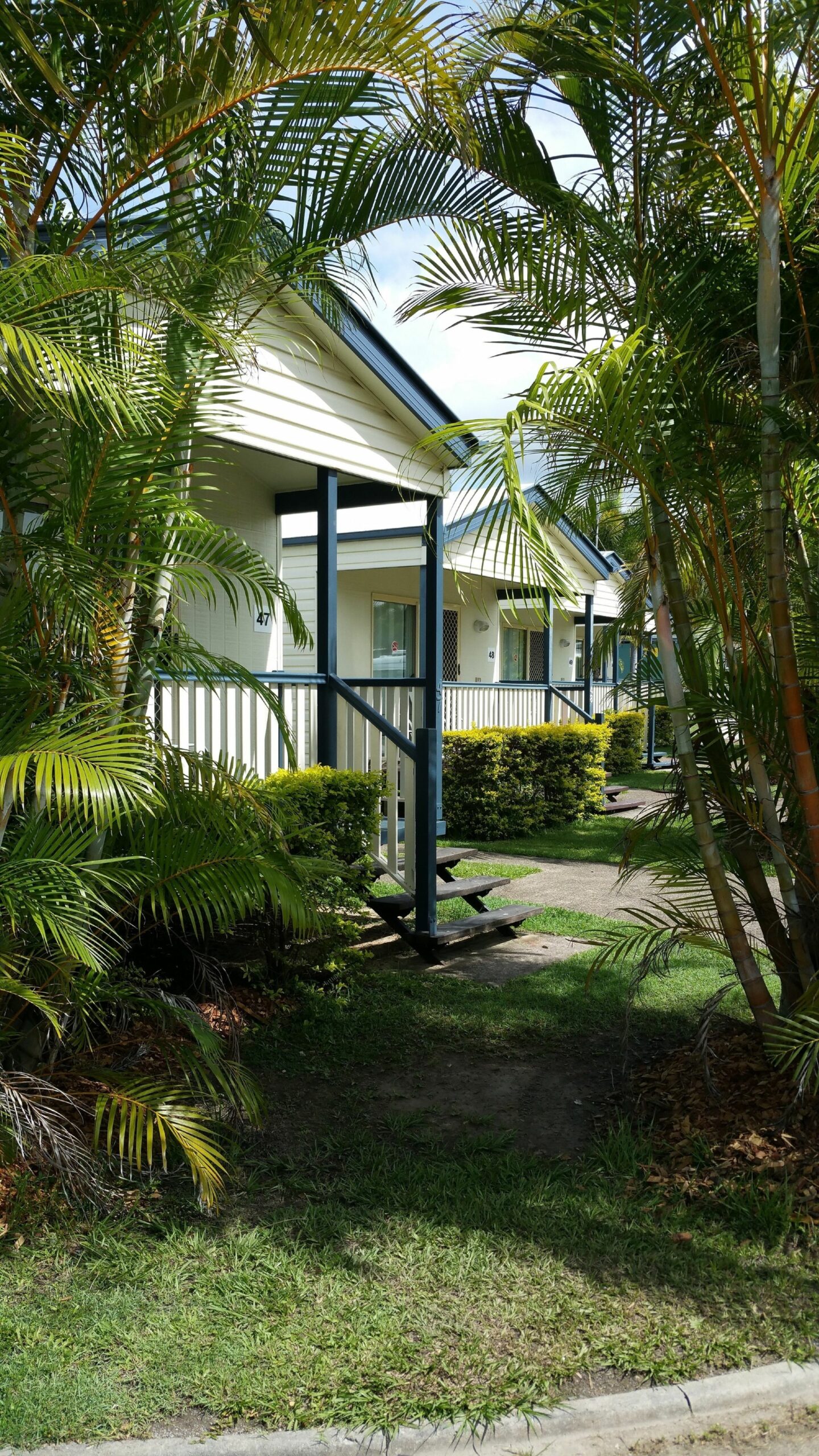 Alex Beach Cabins