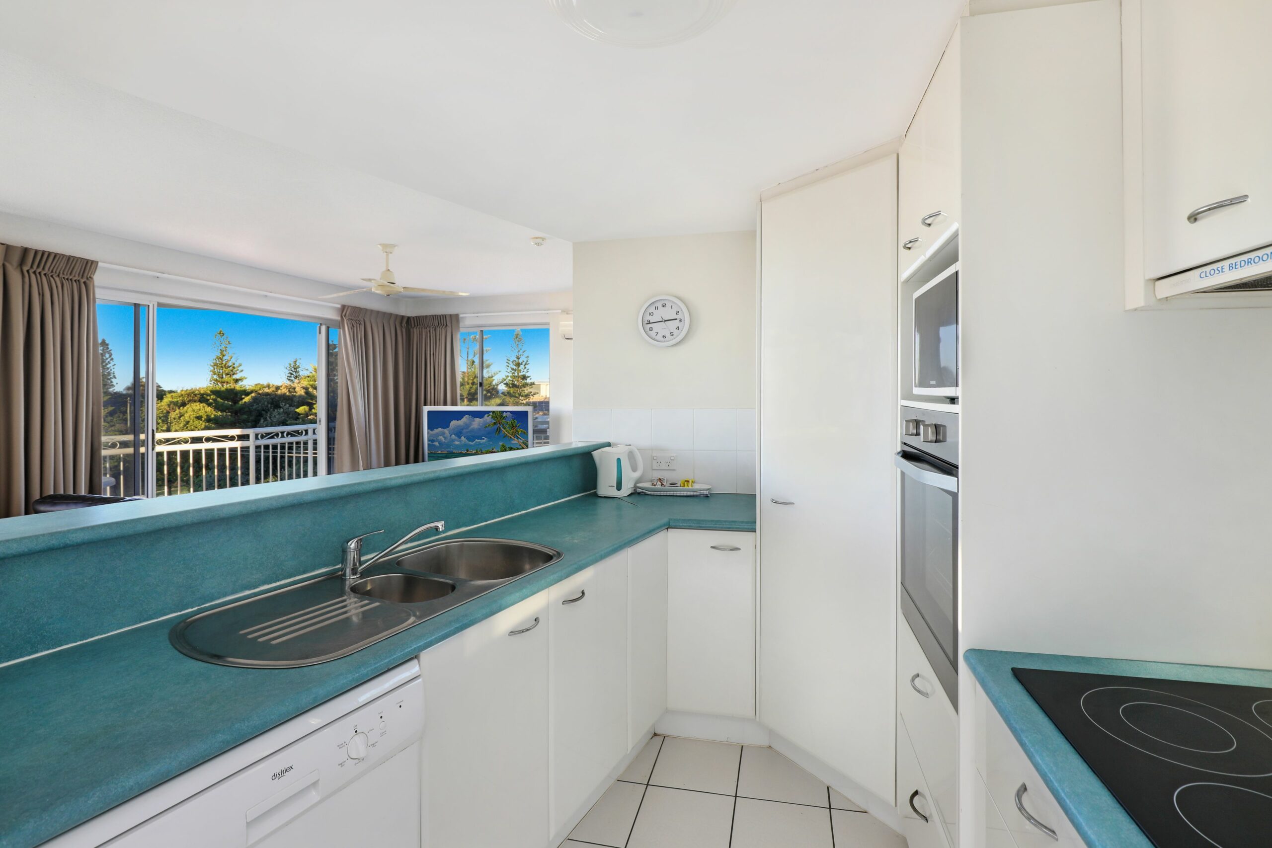 Beachside Resort - Kawana Waters