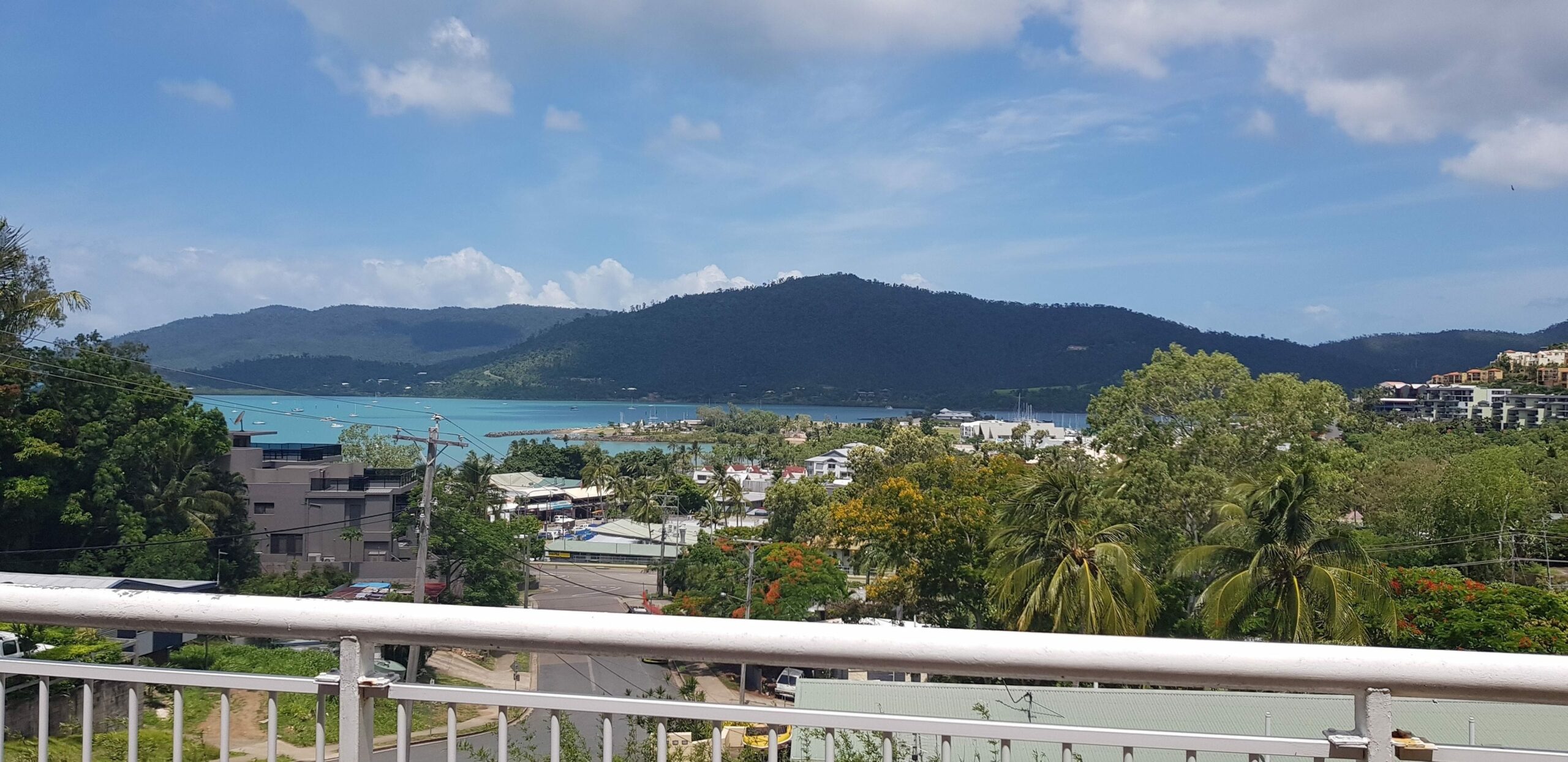 Beach House on Begley - Airlie Beach