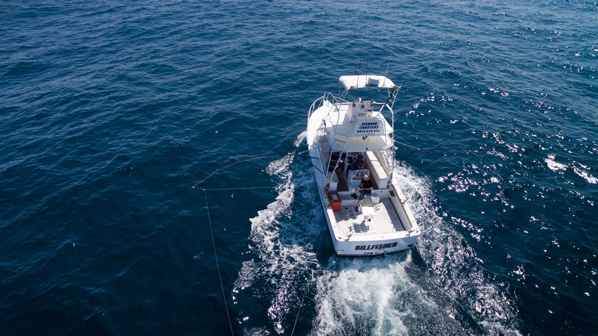 Private Fishing Boat Skipper & Deckhand - Full Day Charter Whitsunday Islands - 9Hrs