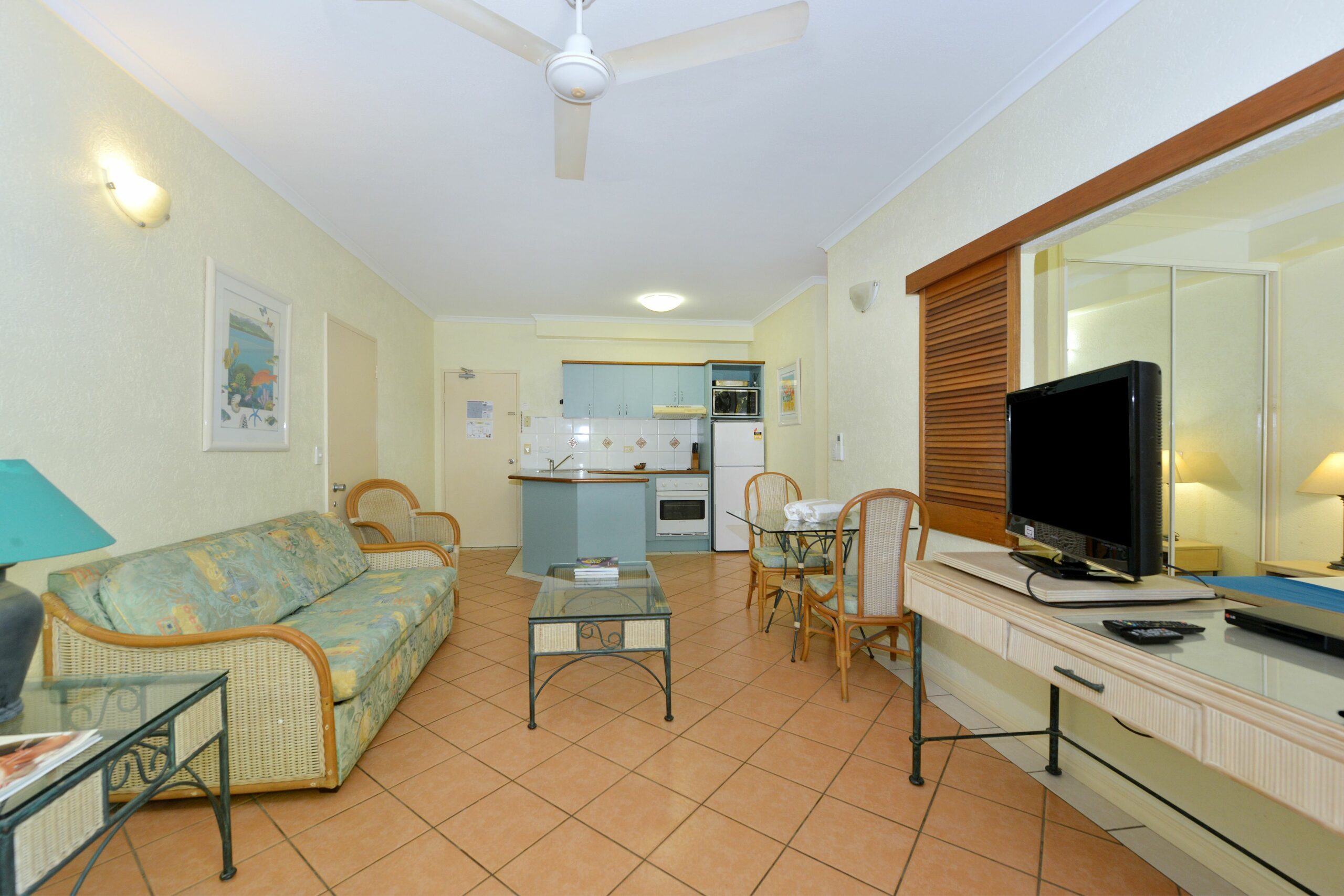 Seascape Holidays - Coral Apartments