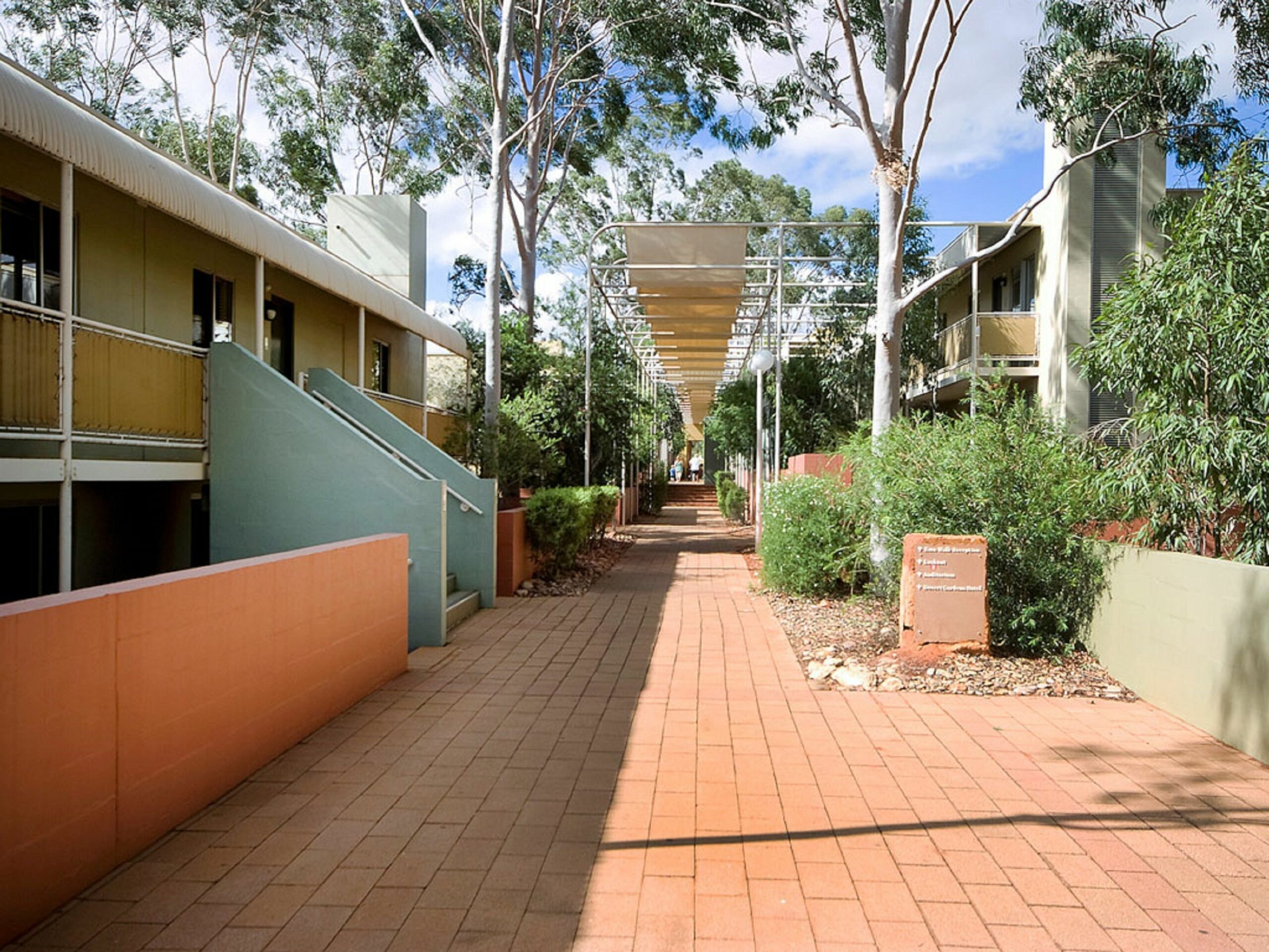 Emu Walk Apartments