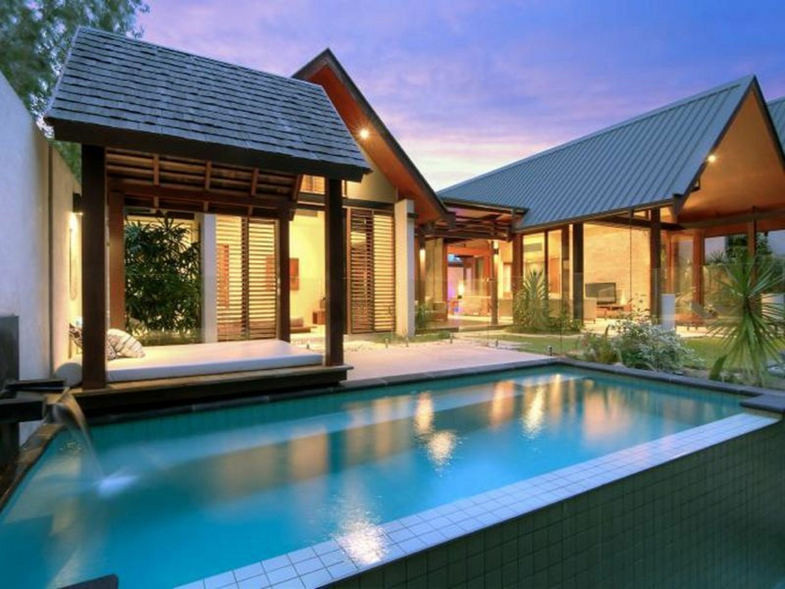 Niramaya Port Douglas 3 and 4 Bedroom Villas