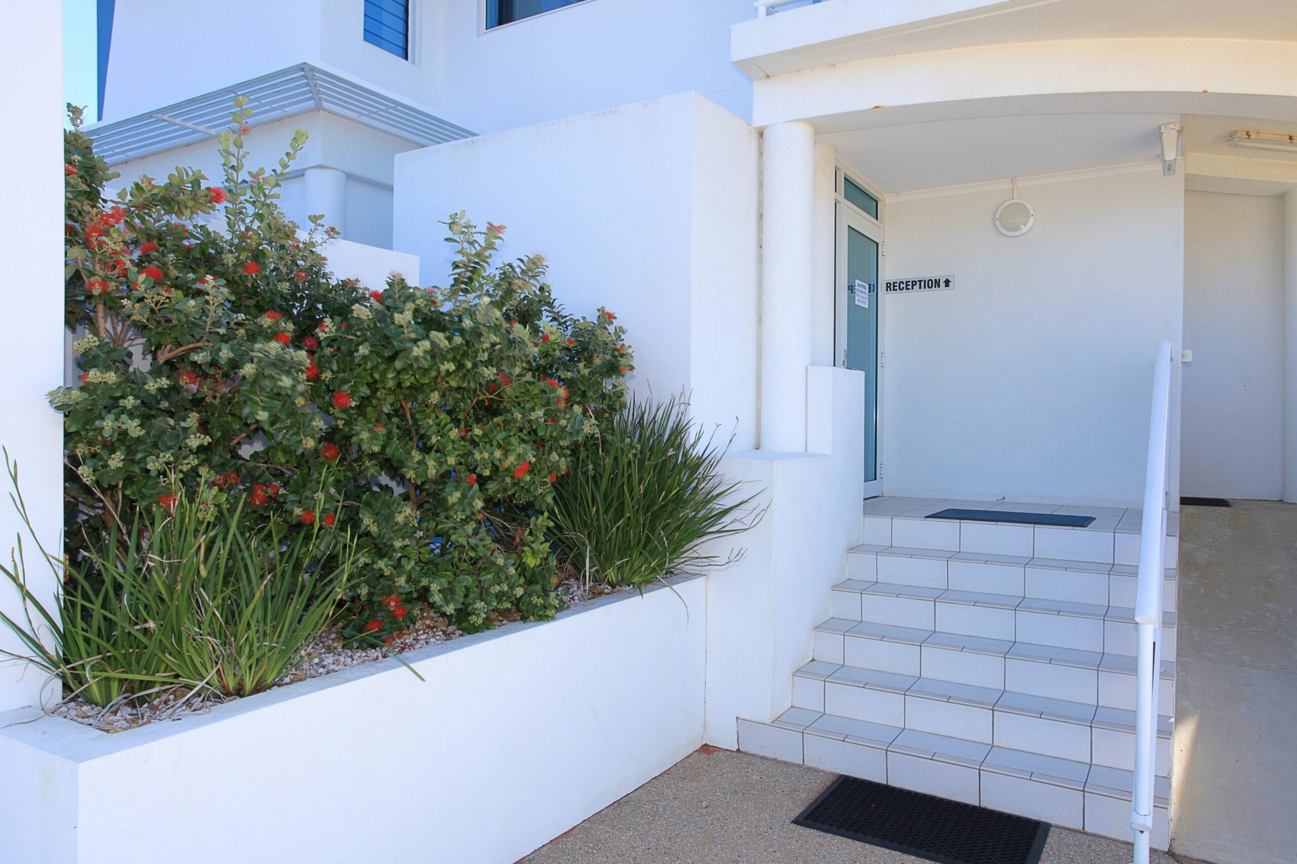 Koola Beach Apartments Bargara