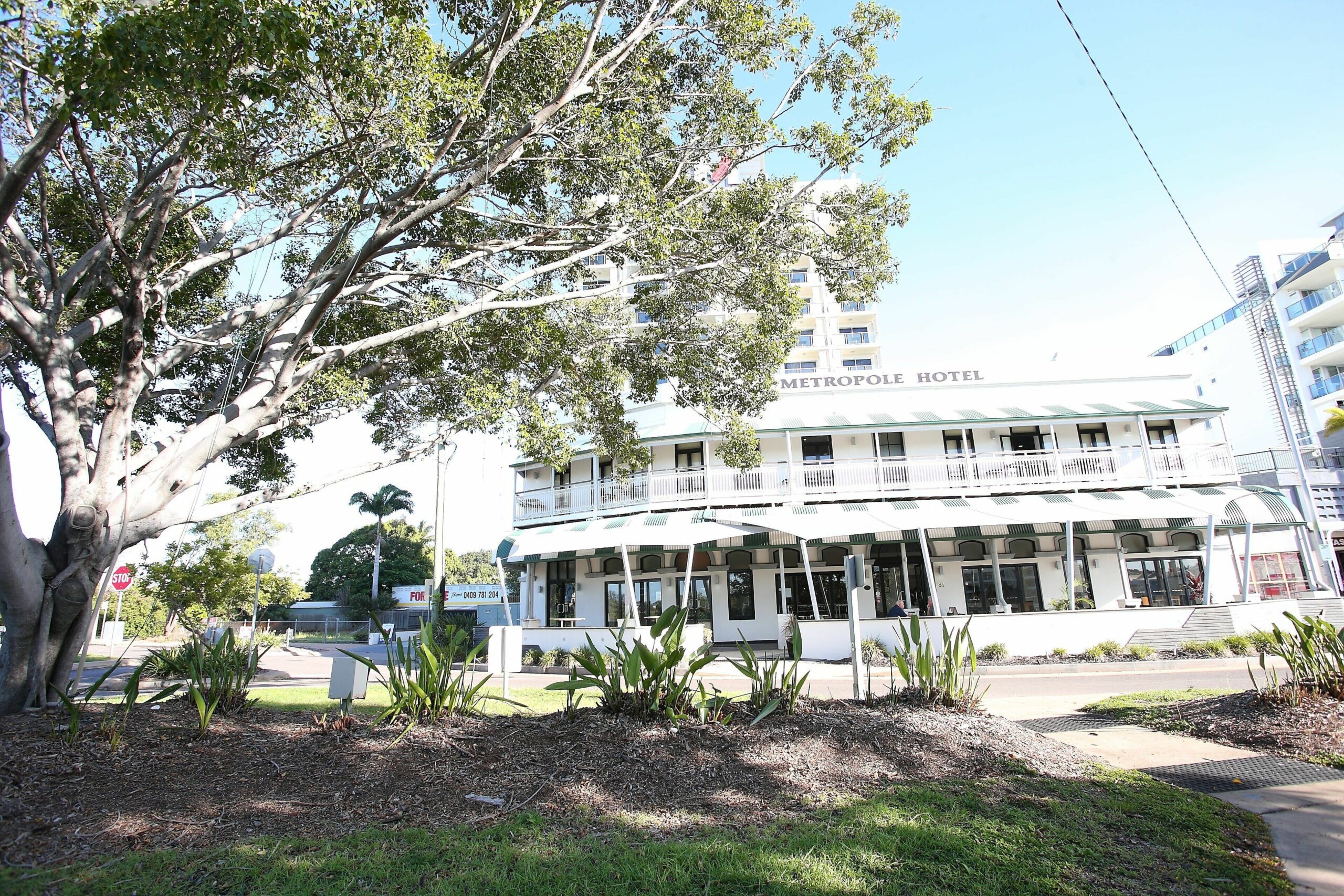 Oaks Townsville Metropole Hotel