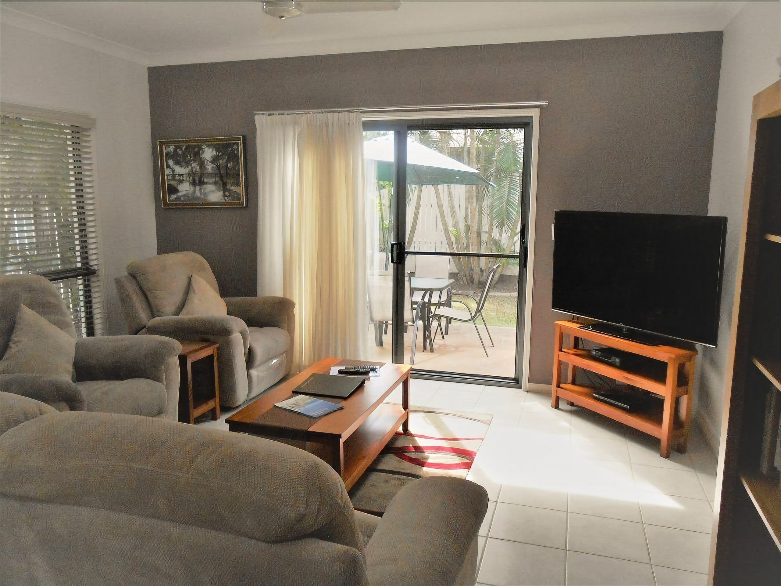 Koola Beach Apartments Bargara