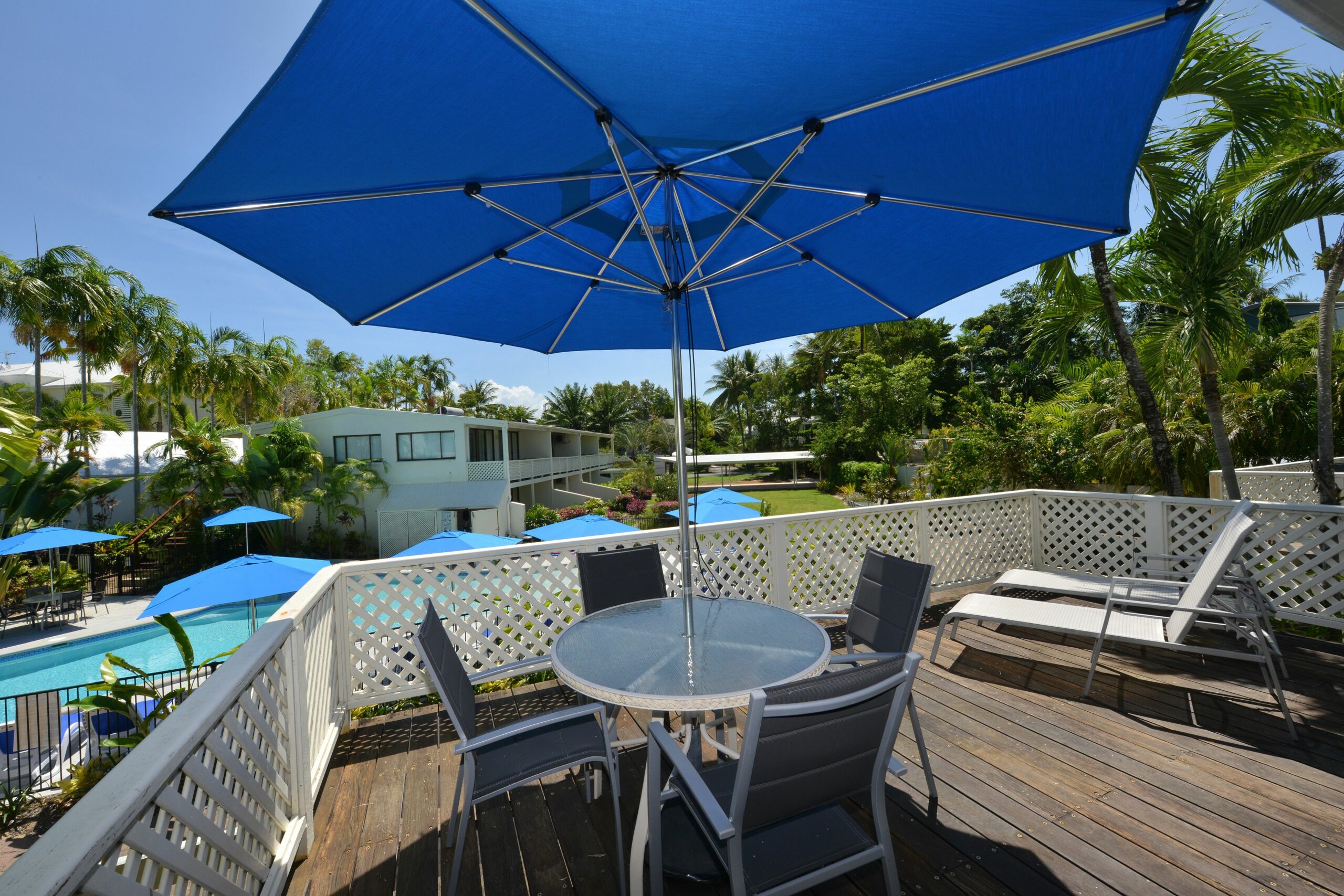 Seascape Holidays – Beachfront Terraces