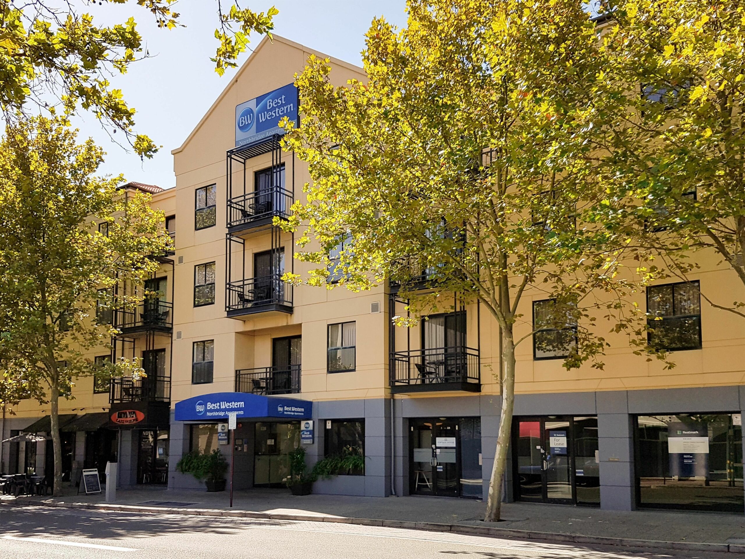 Best Western Northbridge Apartments