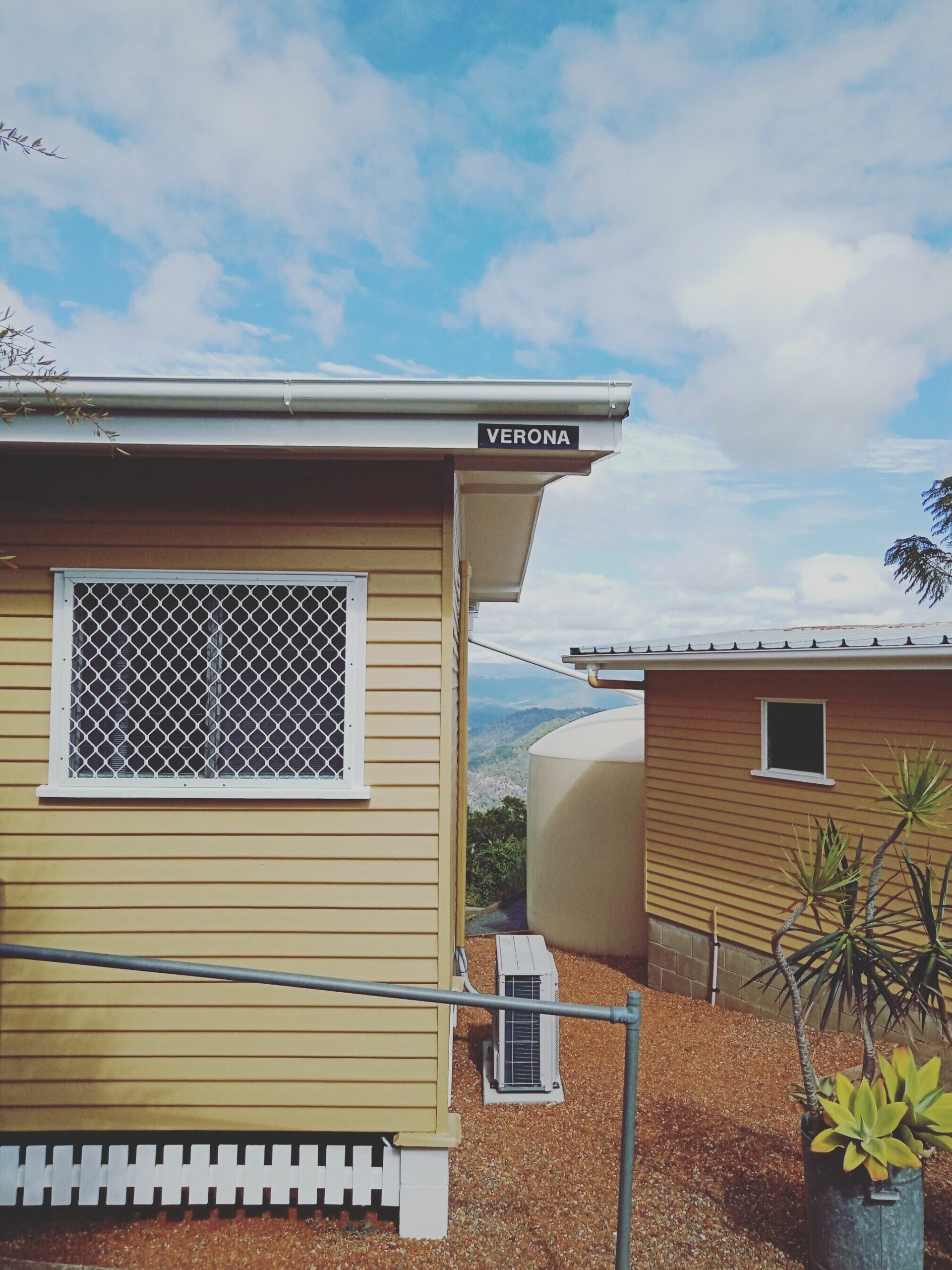 Mountain Lookout, the weekender Mt Tamborine