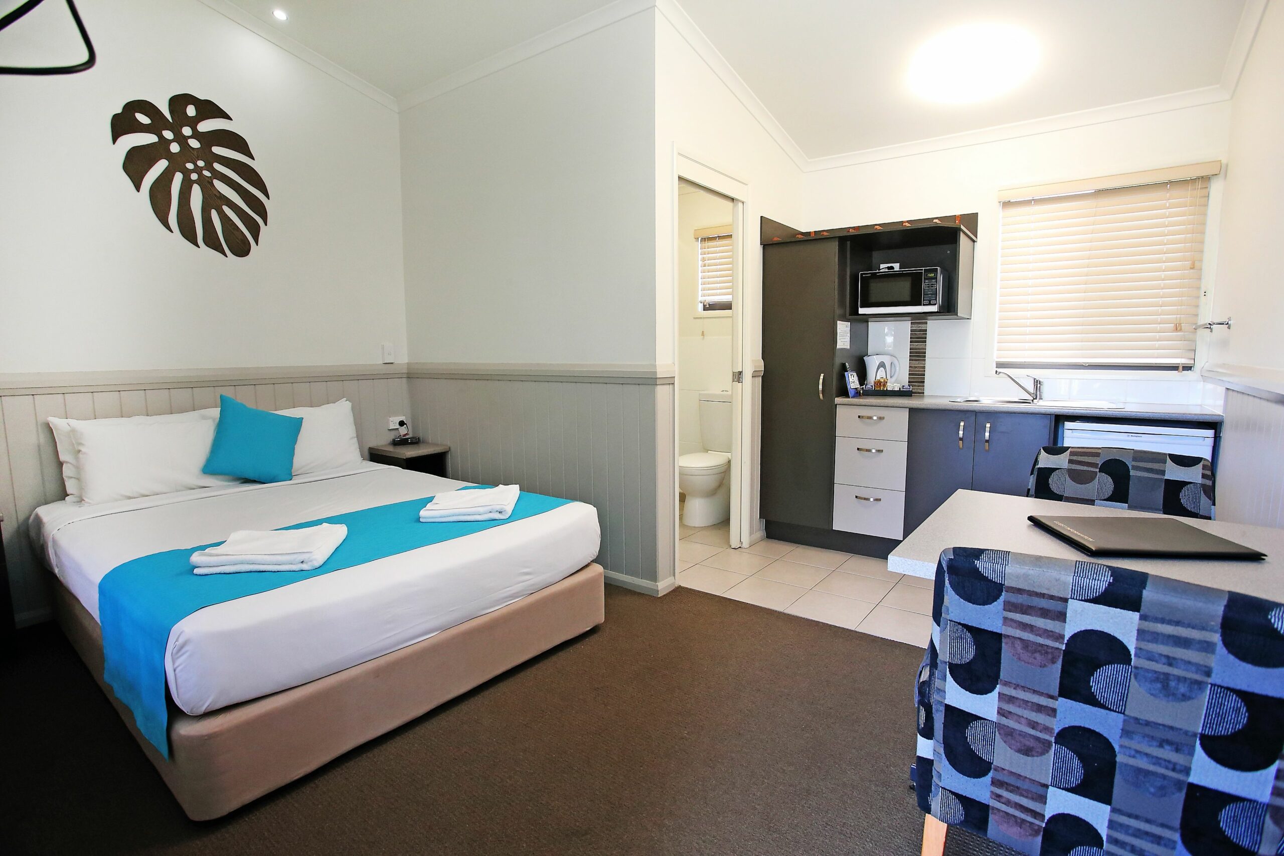 BIG4 Rowes Bay Beachfront Holiday Park