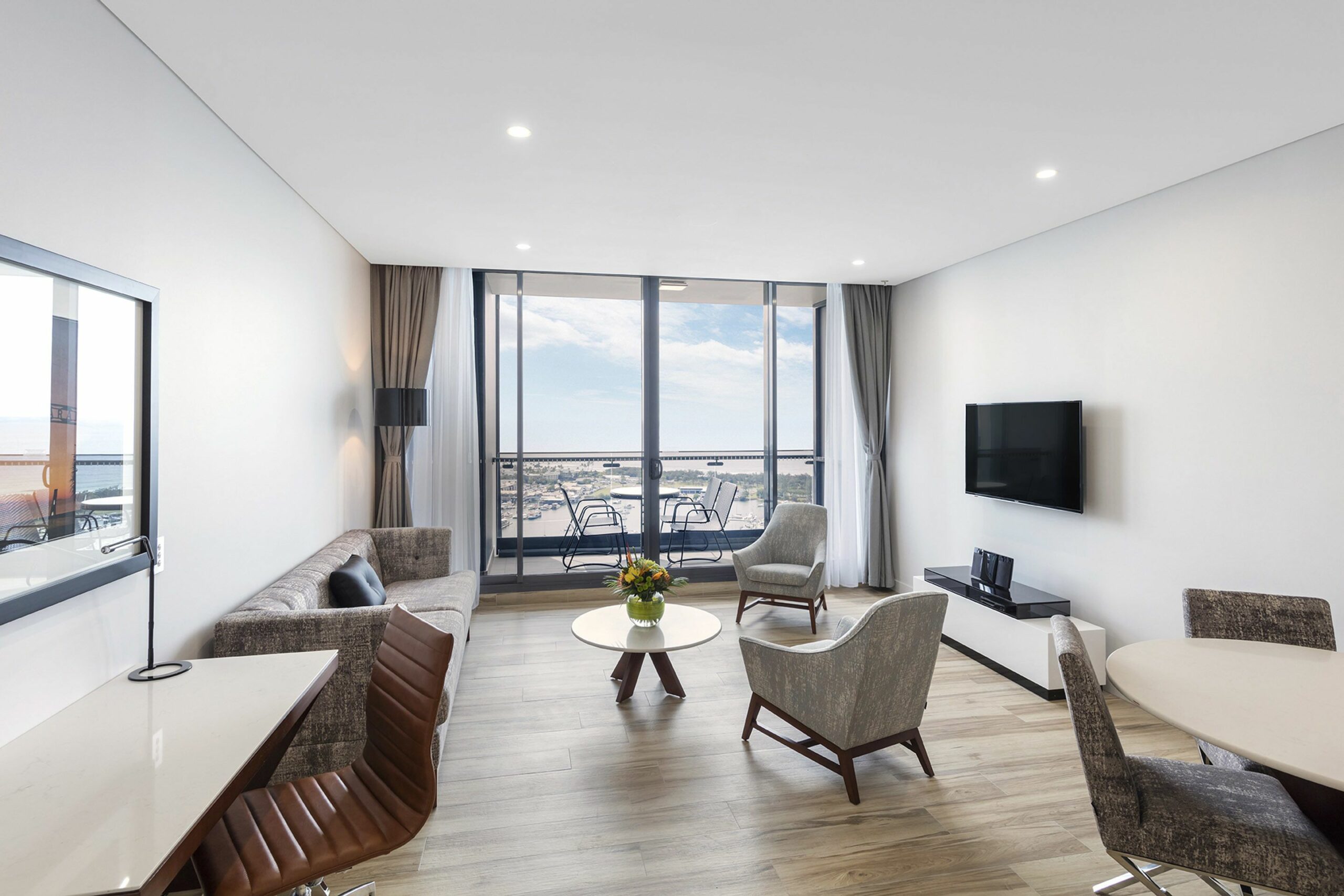 Meriton Suites Southport, Gold Coast