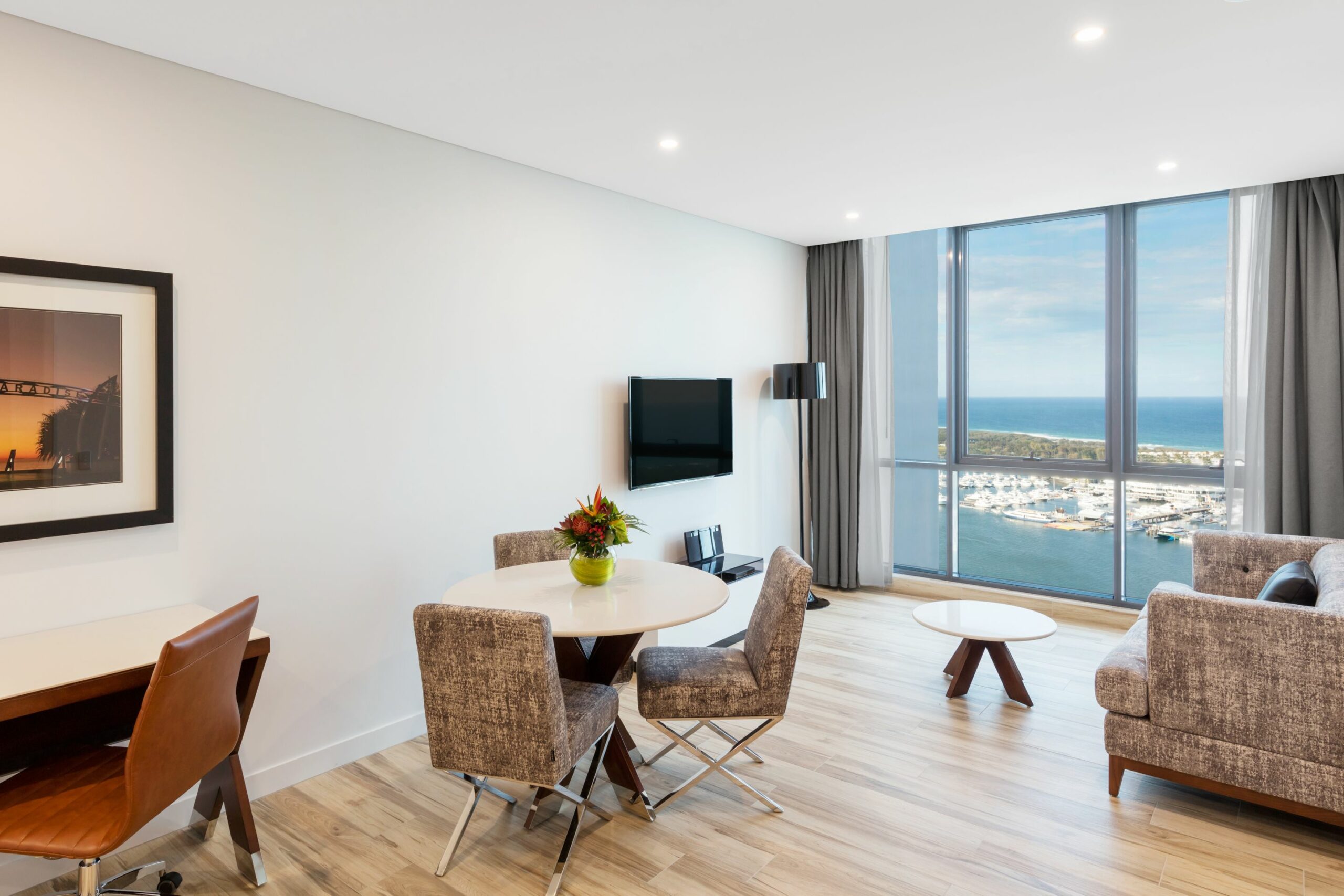 Meriton Suites Southport, Gold Coast