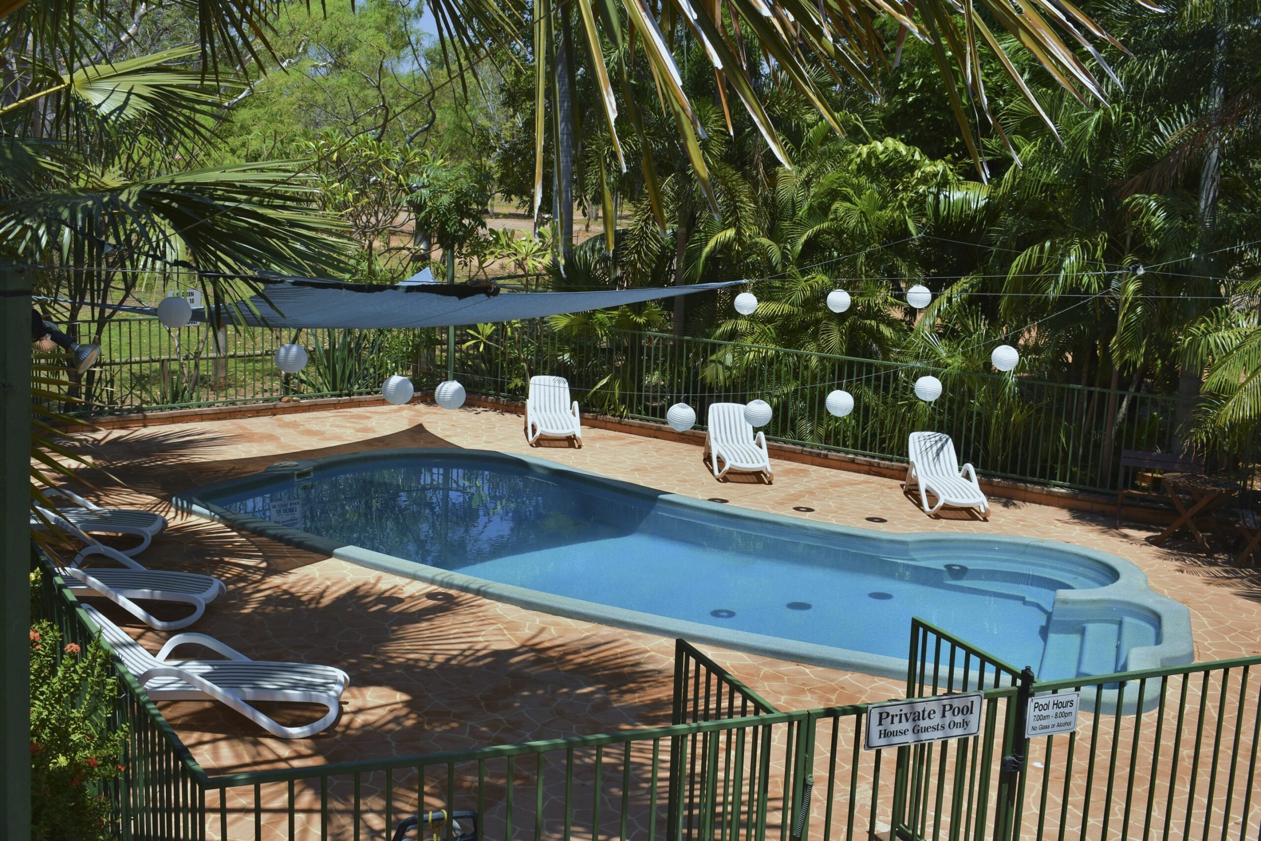 Parry Creek Farm Tourist Resort & Caravan Park