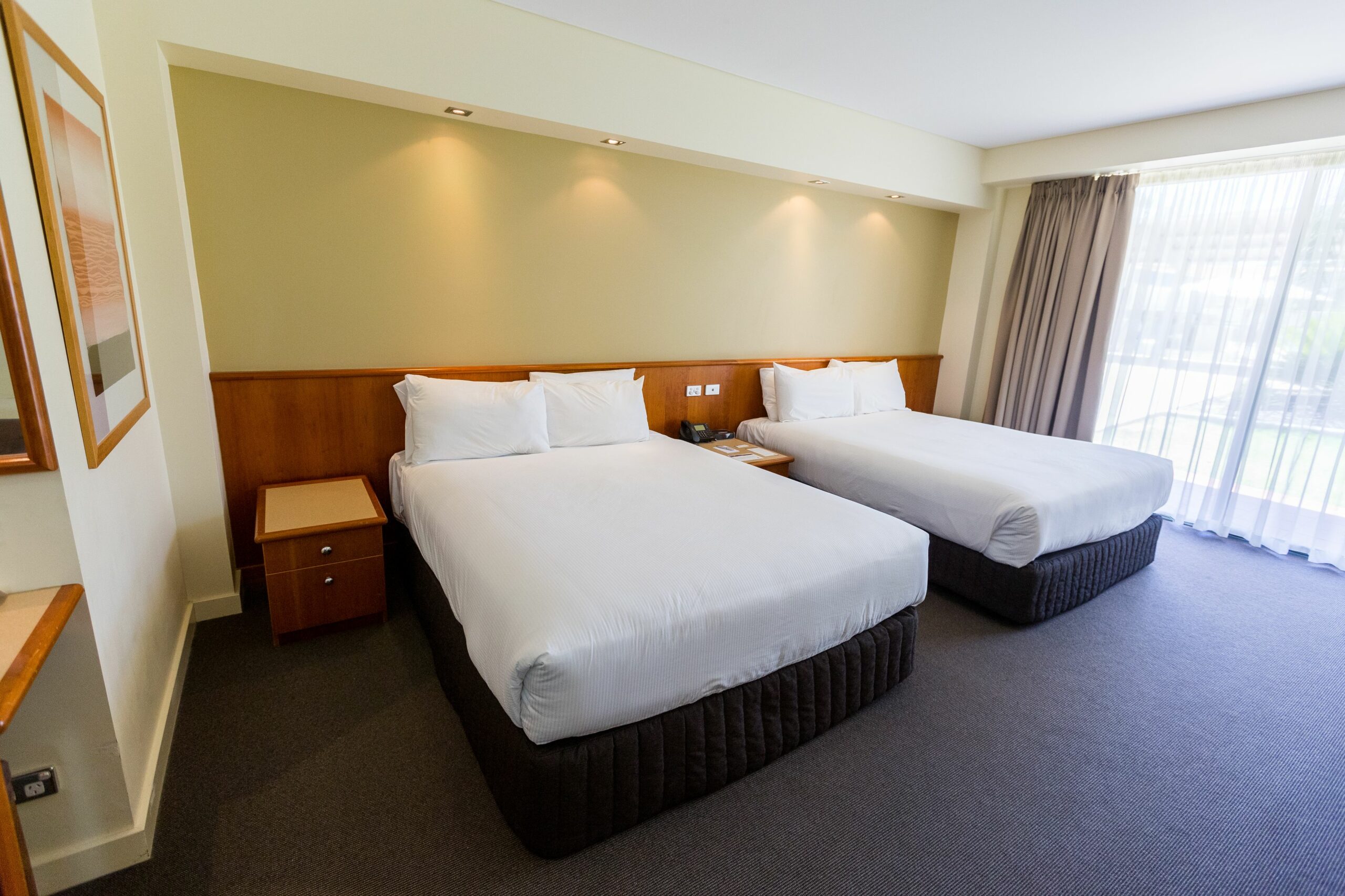 Crowne Plaza Alice Springs Lasseters