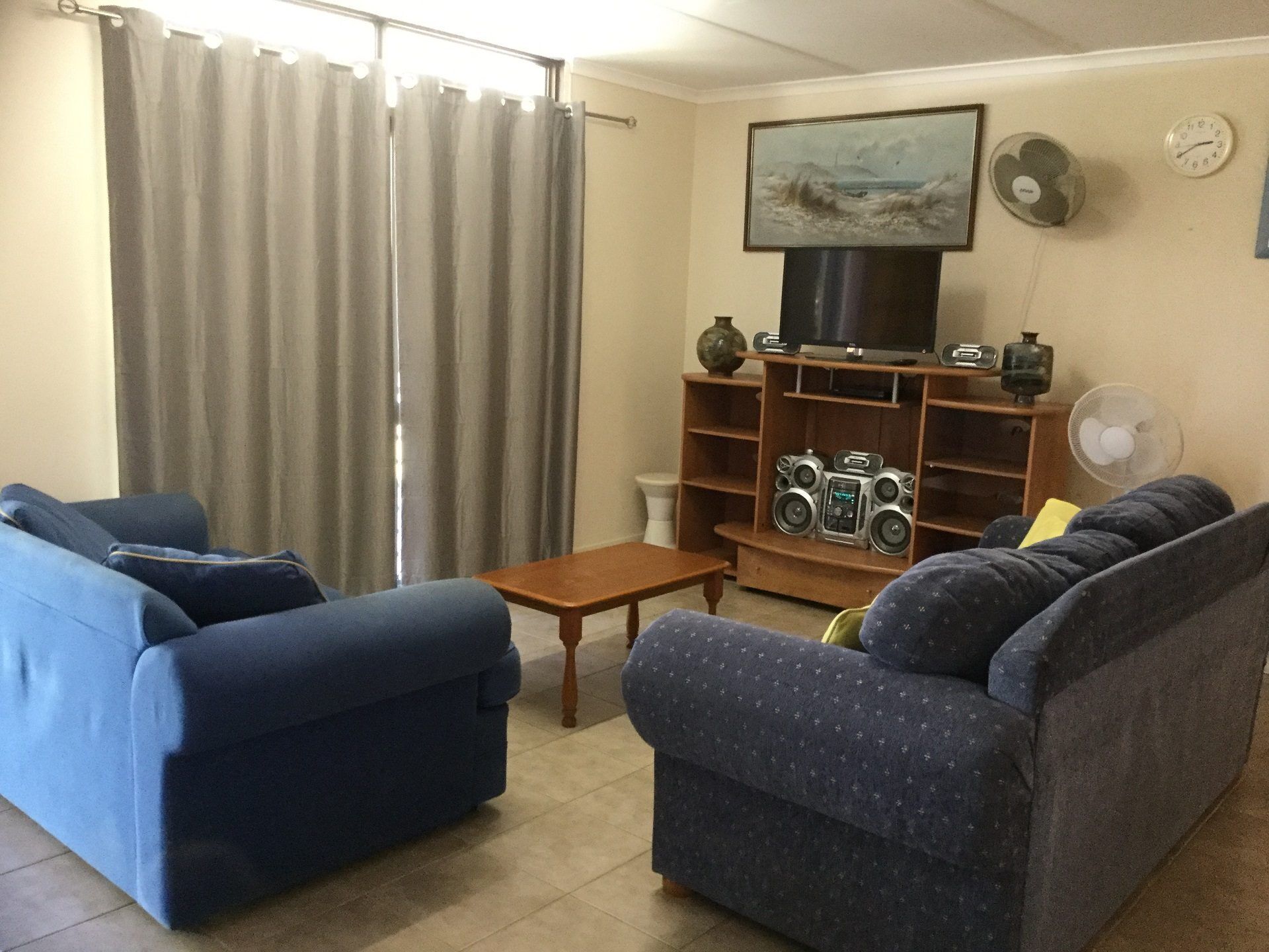 Pet Friendly Lowset Home With Room for a Boat, Wattle Ave, Bongaree