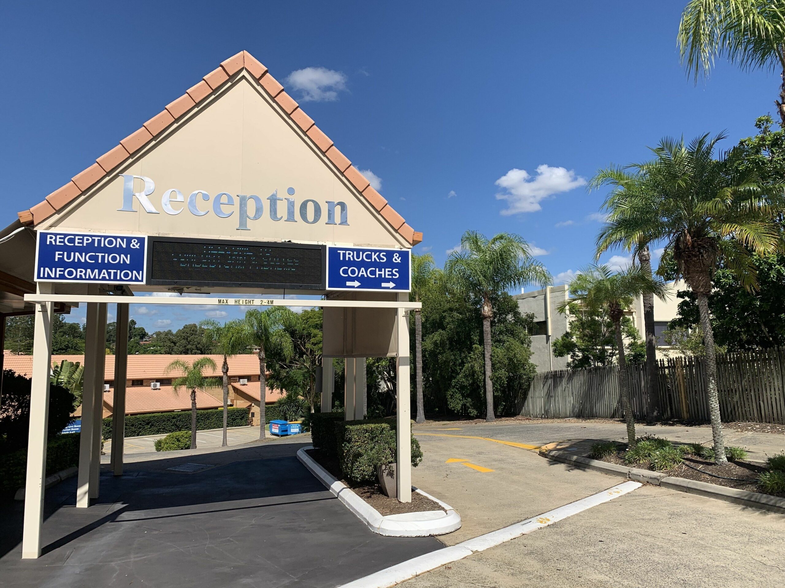 Comfort Inn & Suites Robertson Gardens