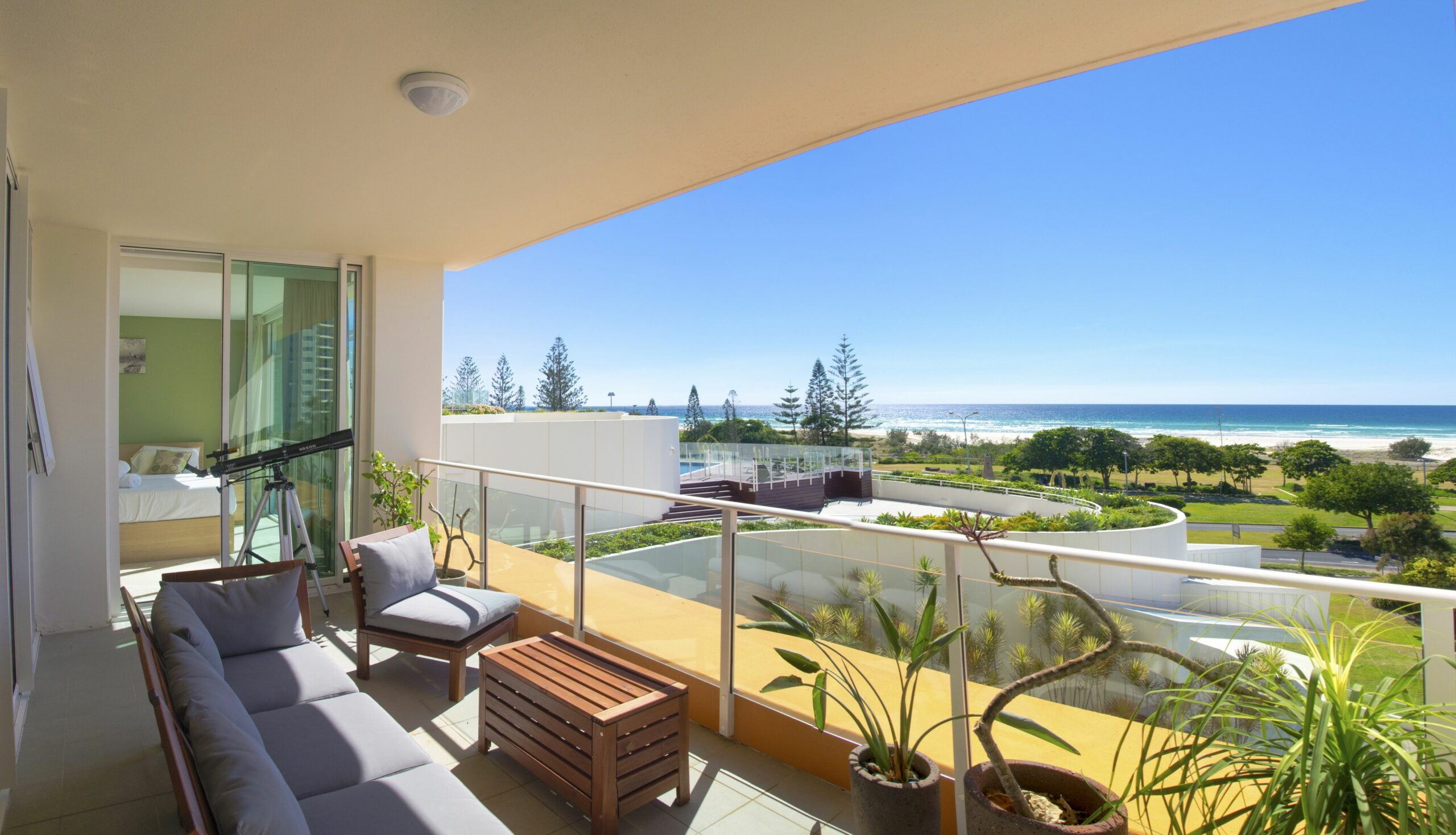 Kirra Surf Apartments