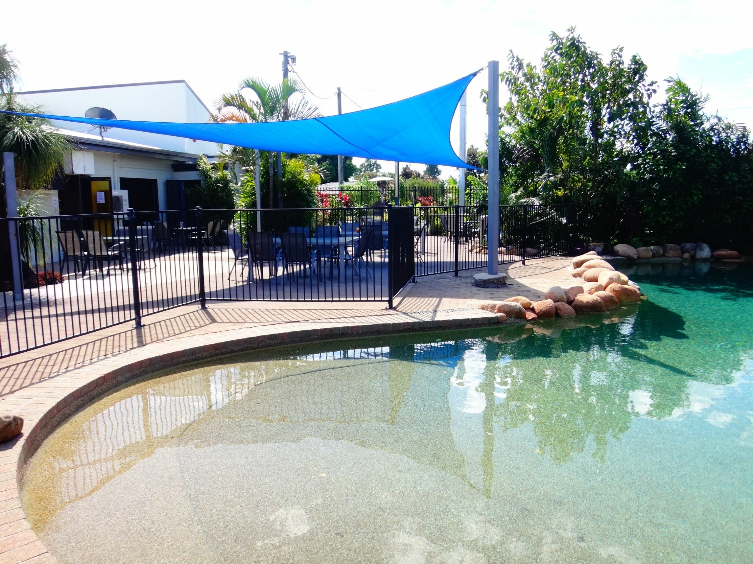 Cardwell at the Beach (Lyndock Motel)