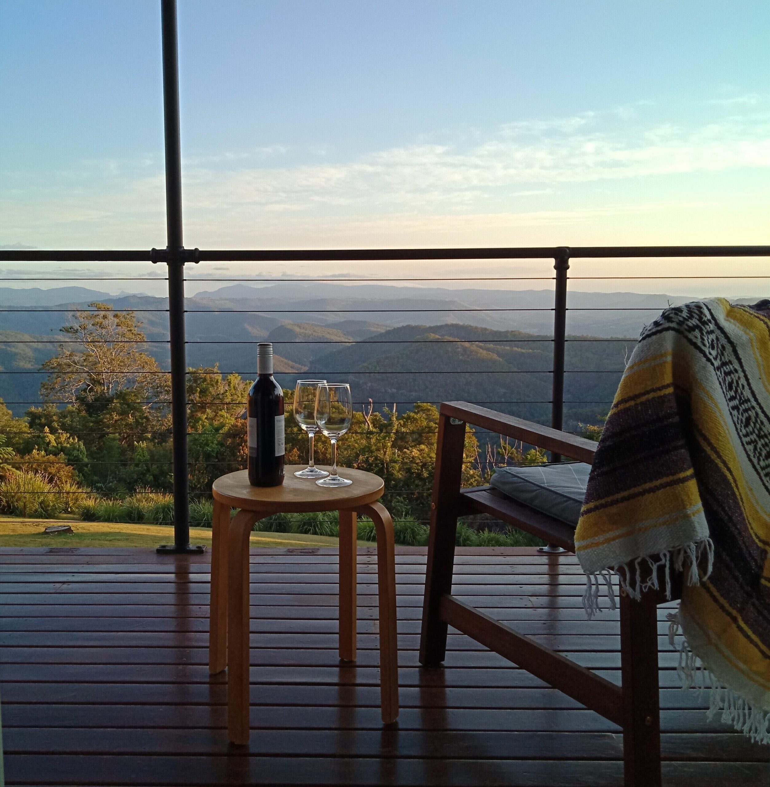 Mountain Lookout, the weekender Mt Tamborine