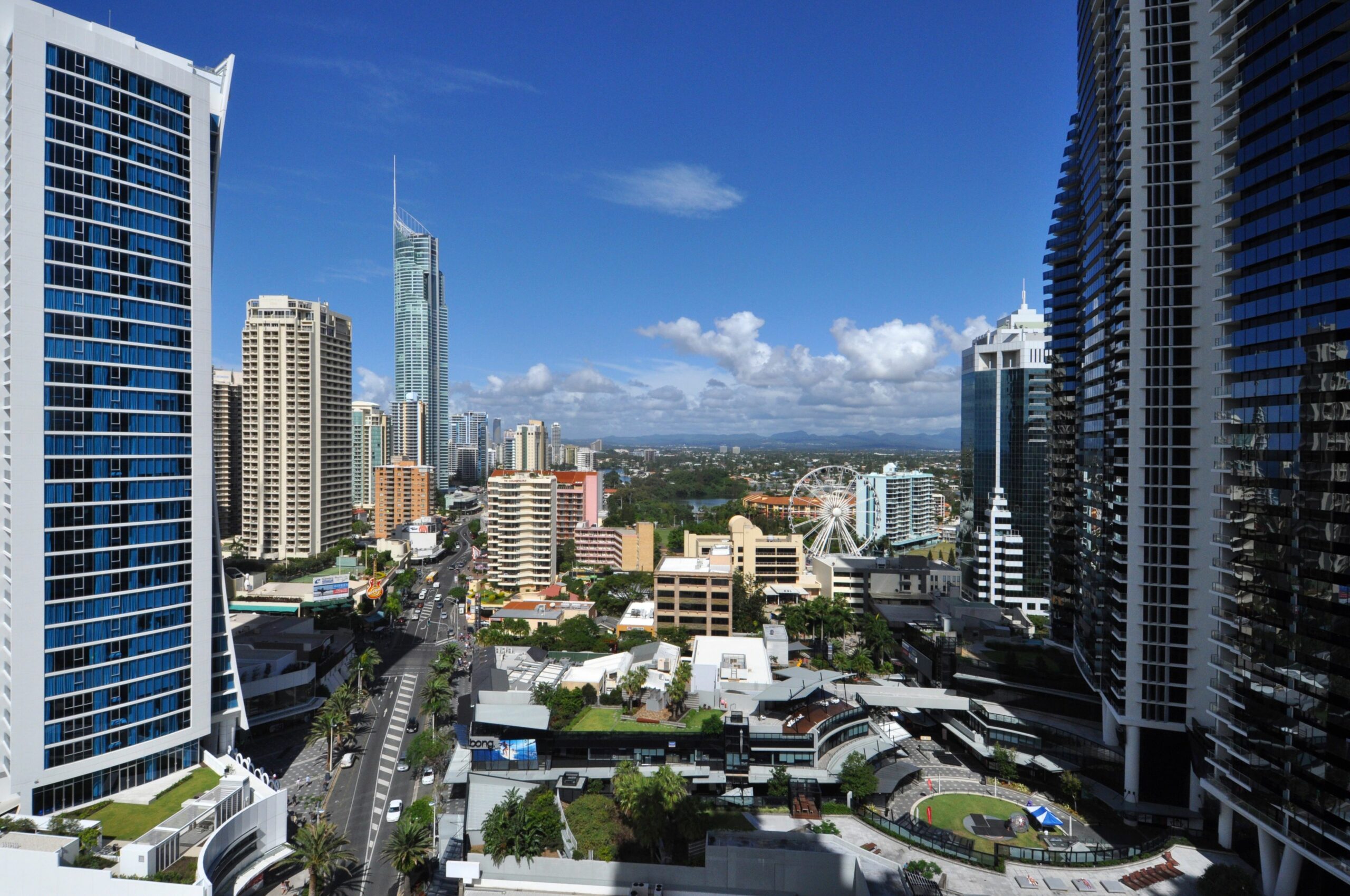 Chevron Renaissance - HR Surfers Paradise