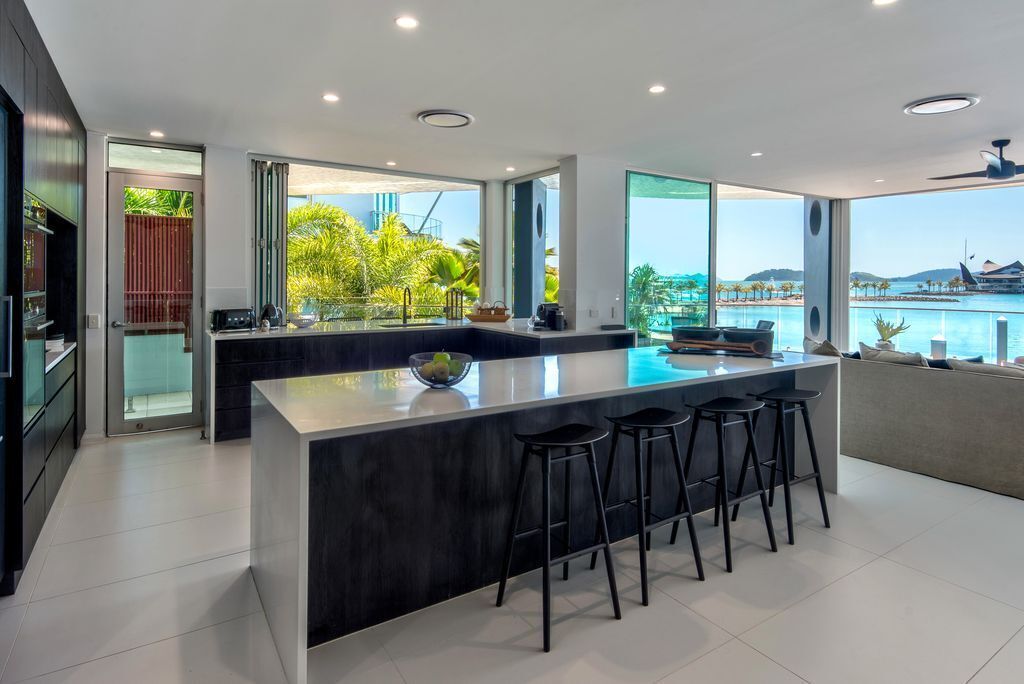Pavillions 19, Hamilton Island