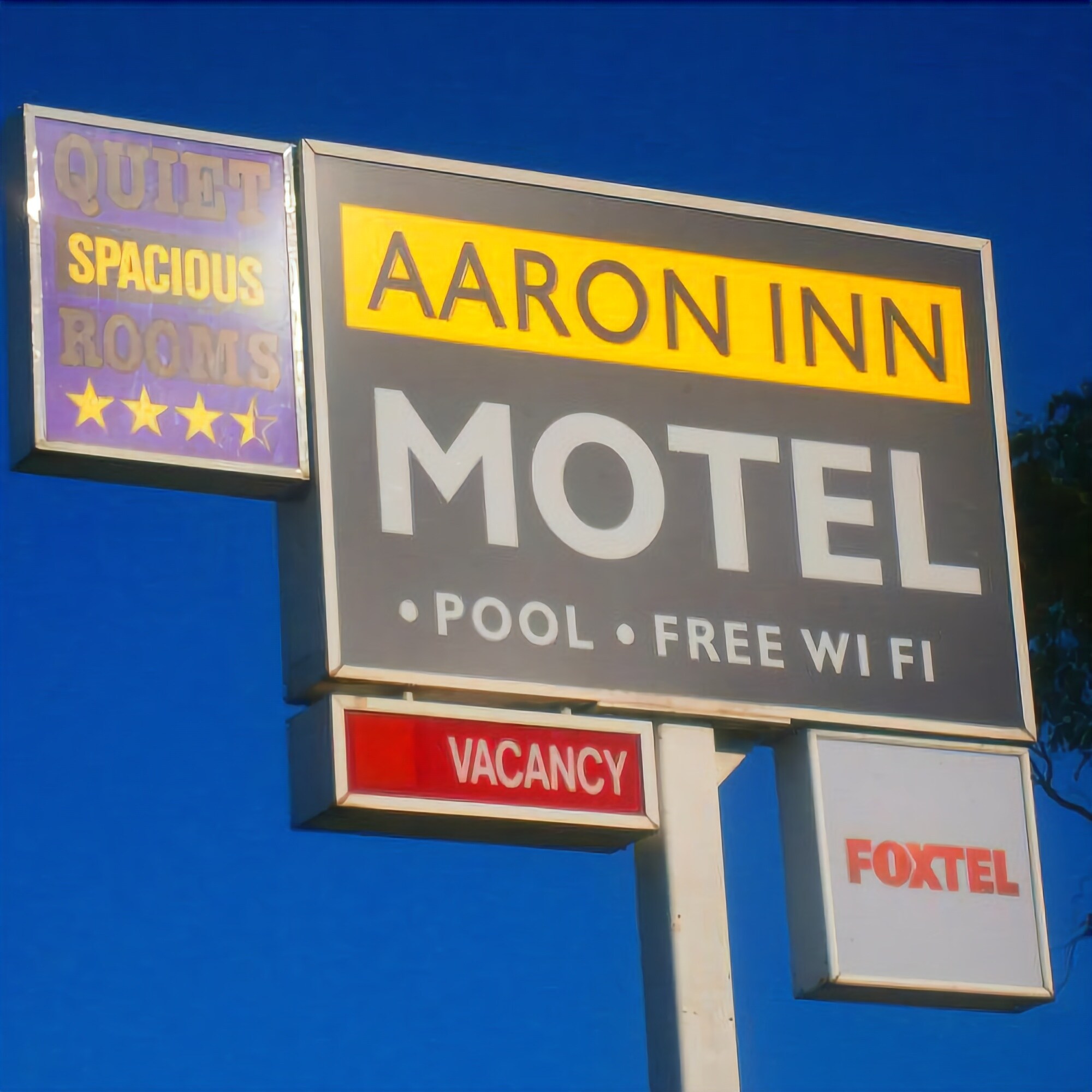 Aaron Inn Motel