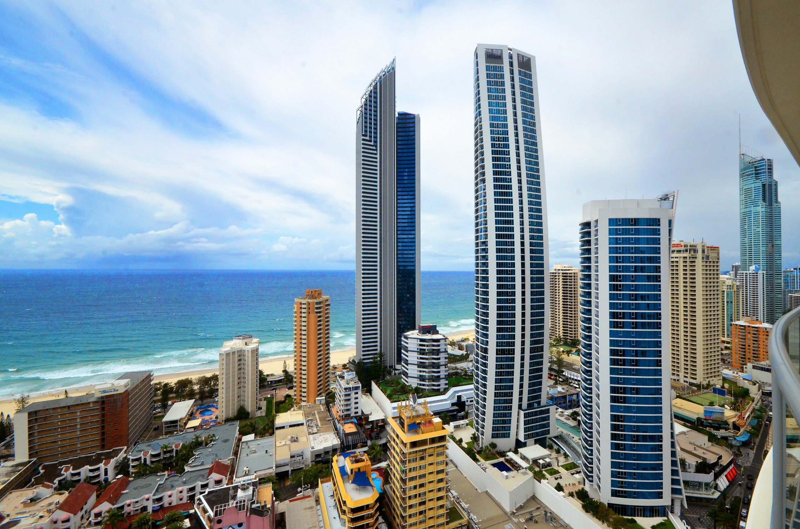 Chevron Renaissance - HR Surfers Paradise