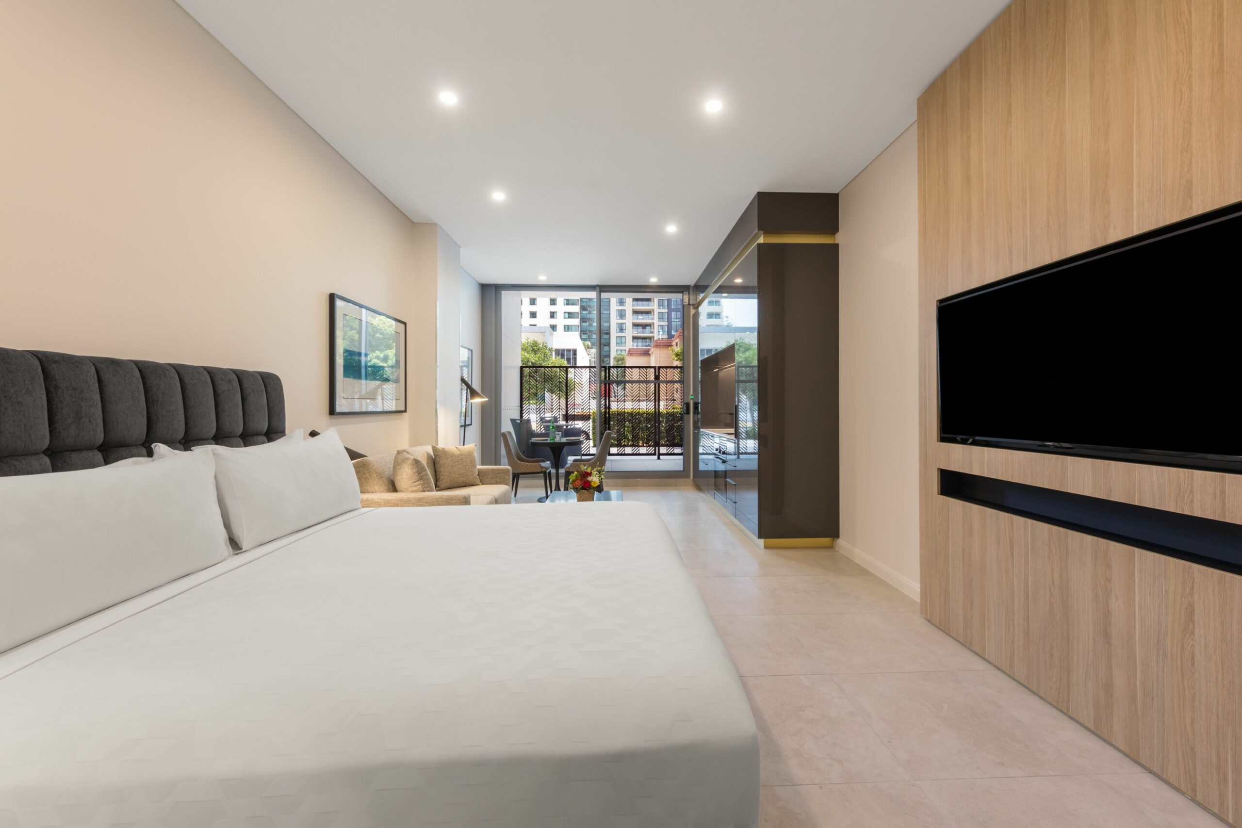 Meriton Suites Broadbeach, Gold Coast