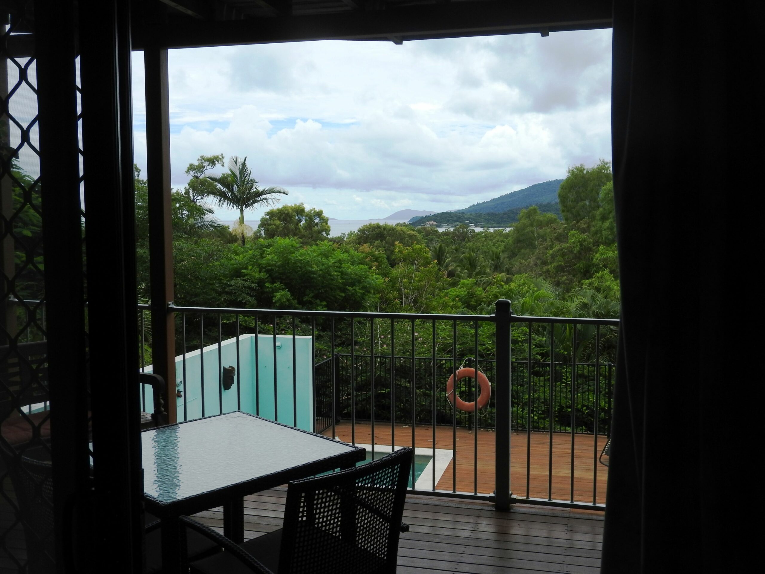 Airlie Beach Myaura Bed and Breakfast