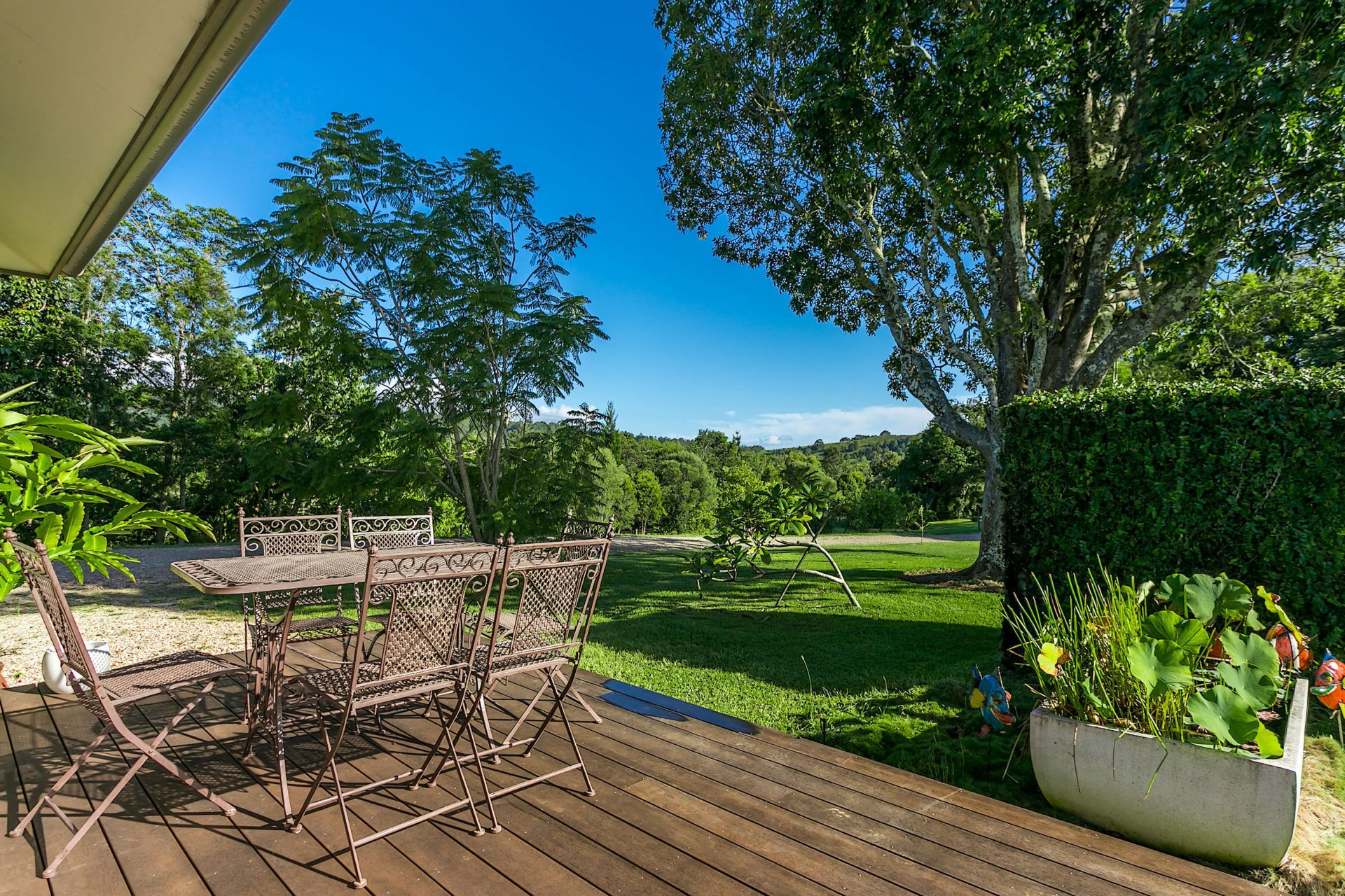 Myocum House - spacious hinterland farmhouse