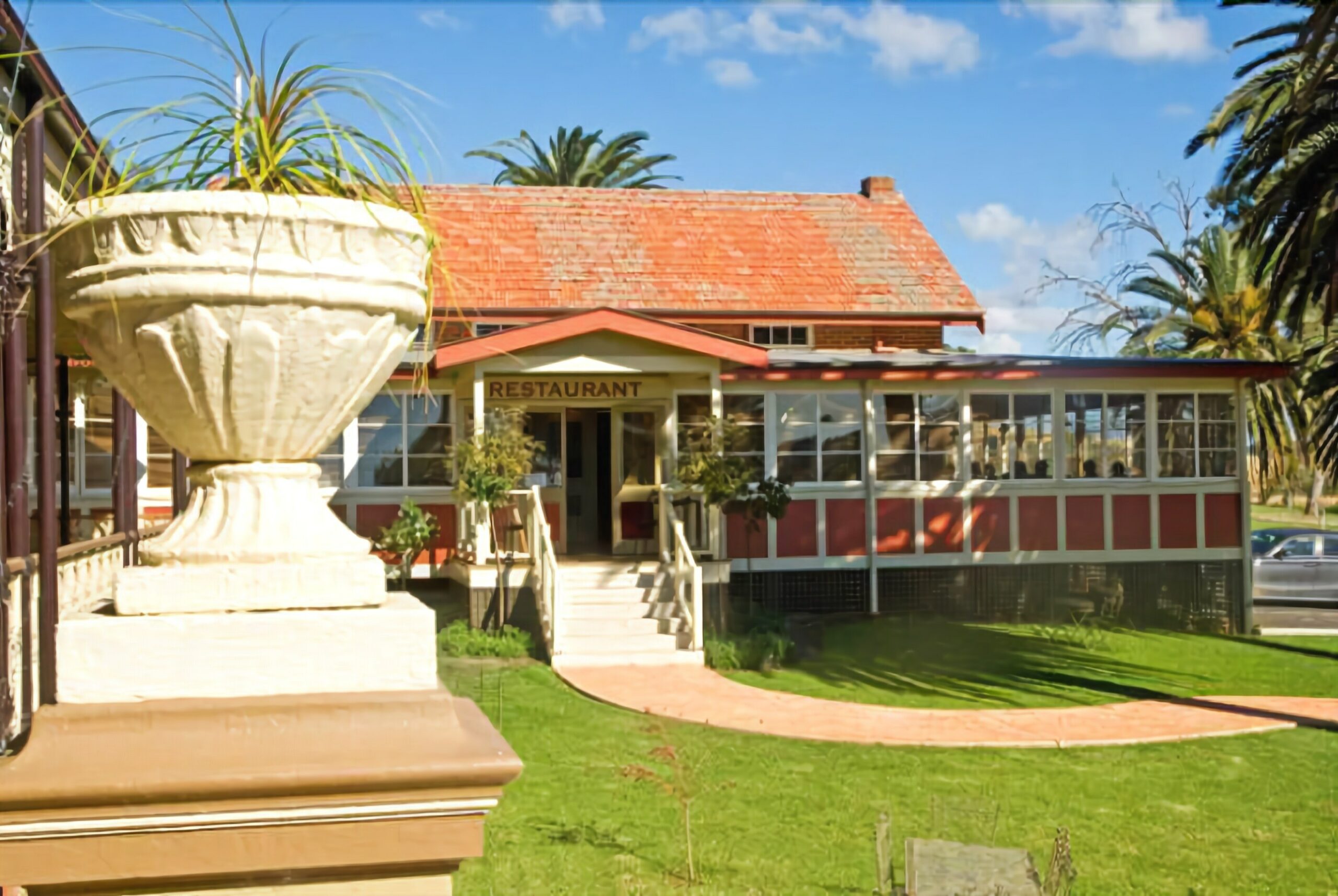 Hermitage Hill Country Retreat & Function Centre