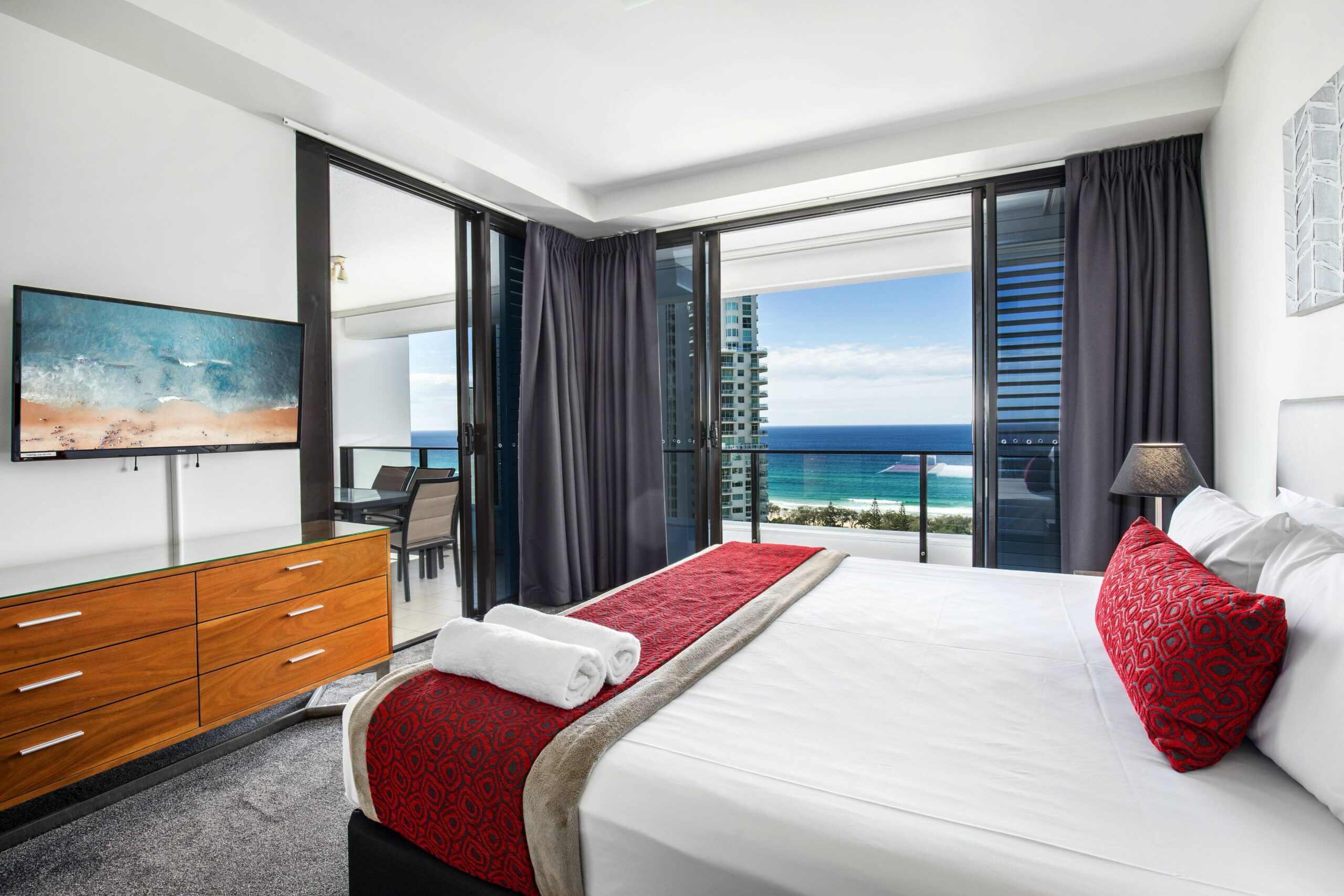 Ultra Broadbeach