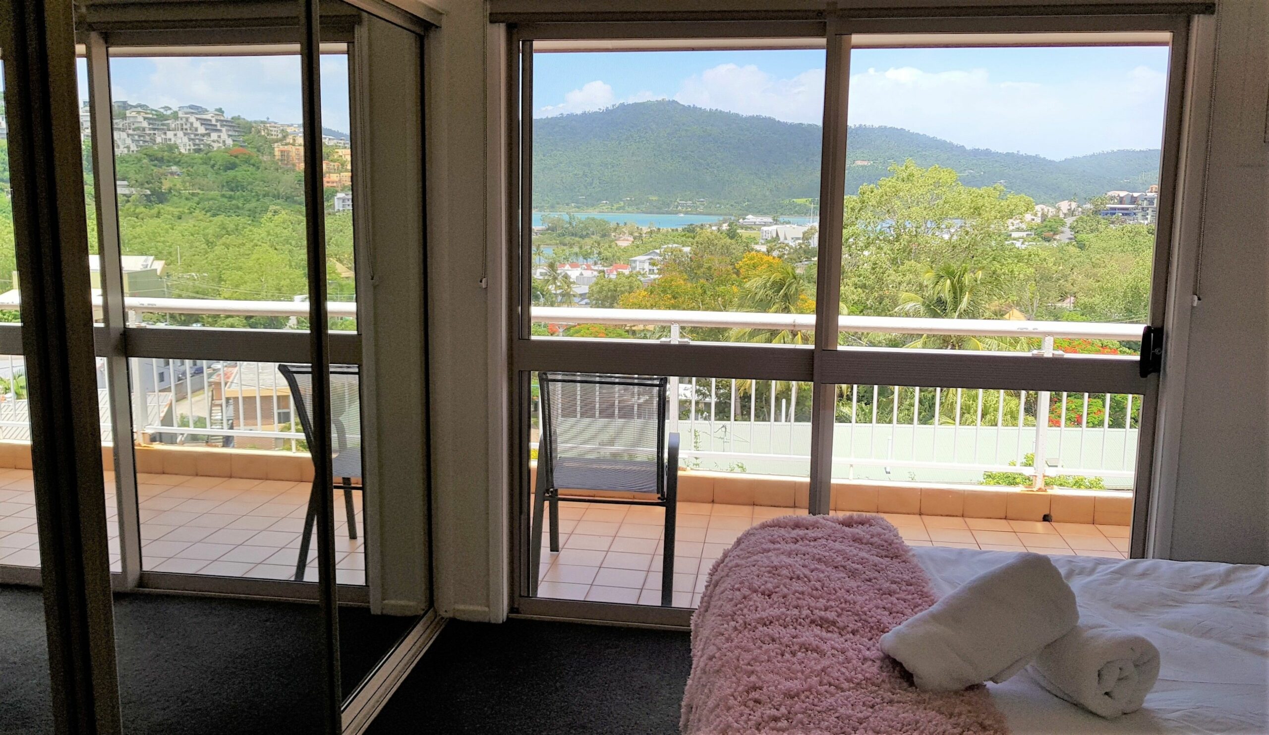 Beach House on Begley - Airlie Beach