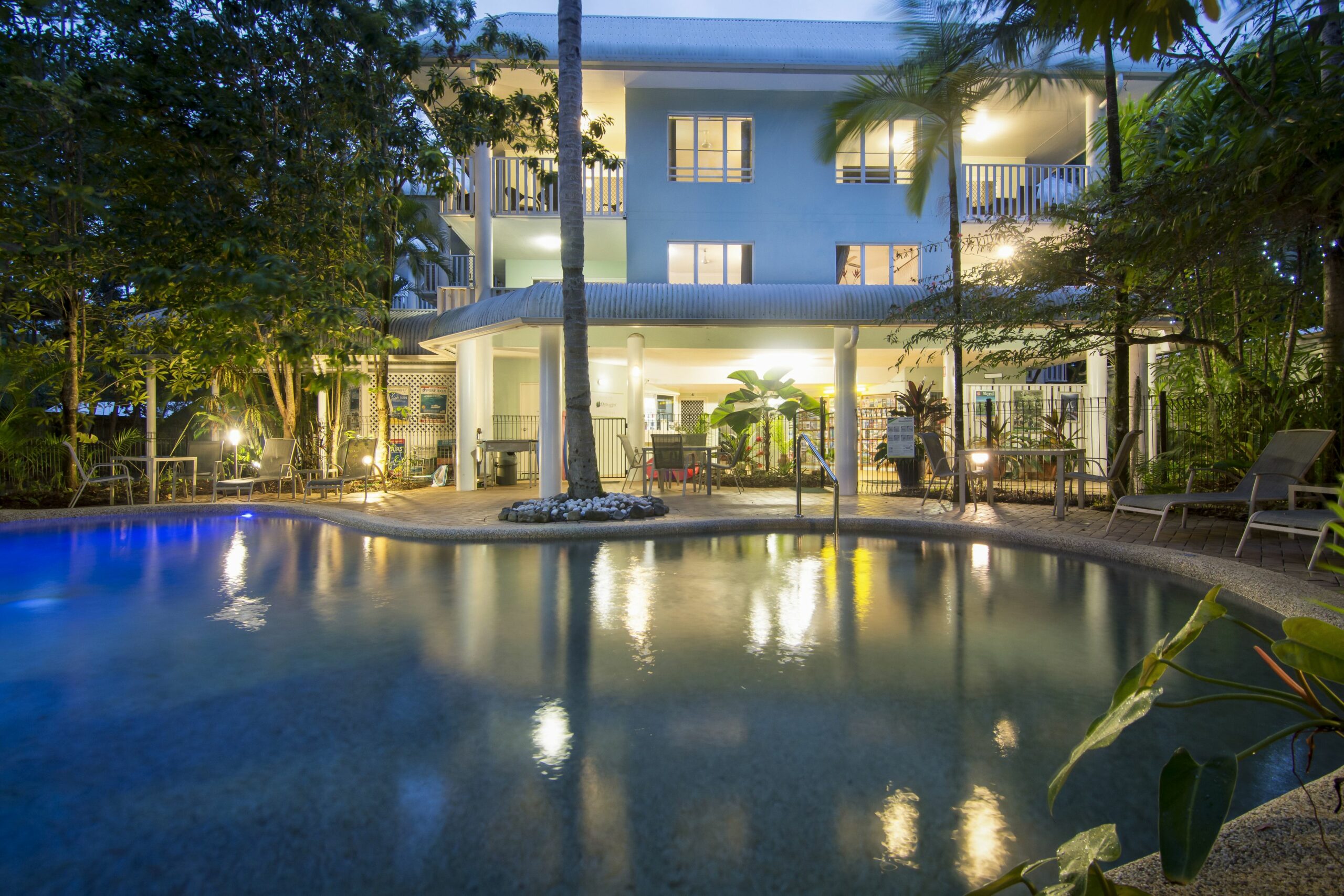 Port Douglas Outrigger Holiday Apartments