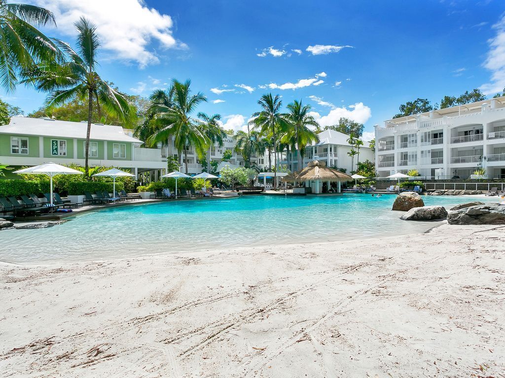 2 Bedroom Beach Club Lagoon Apartment Palm Cove