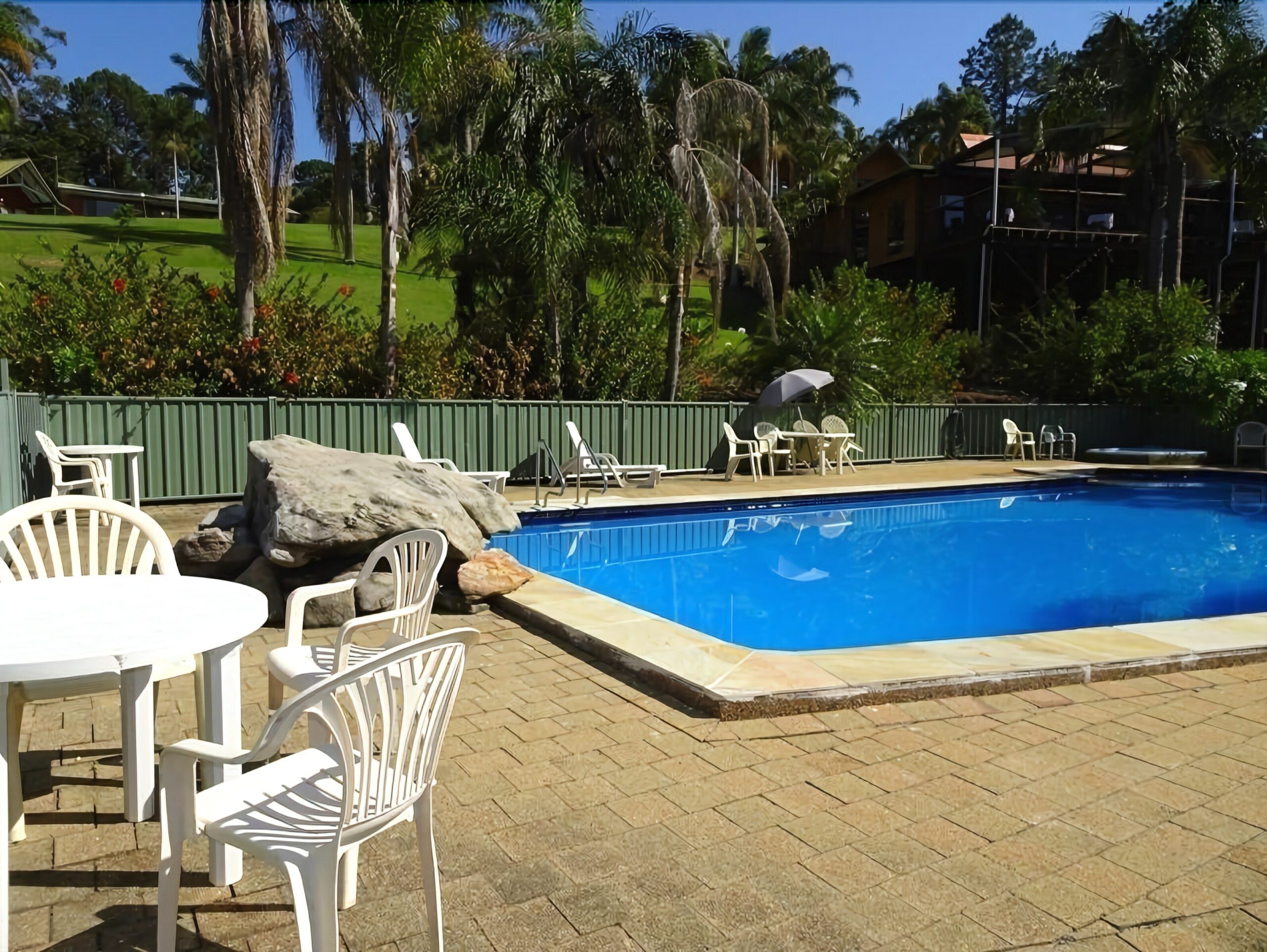 16 Korora Palms – 1 Bedroom Bure