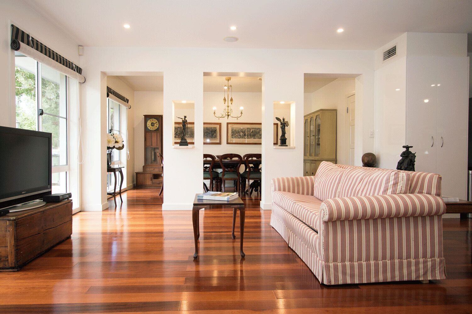 Chateau / Country House