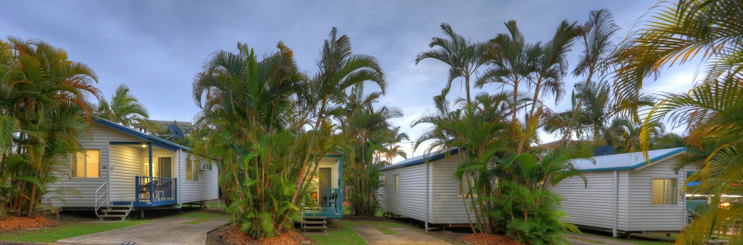 Alex Beach Cabins