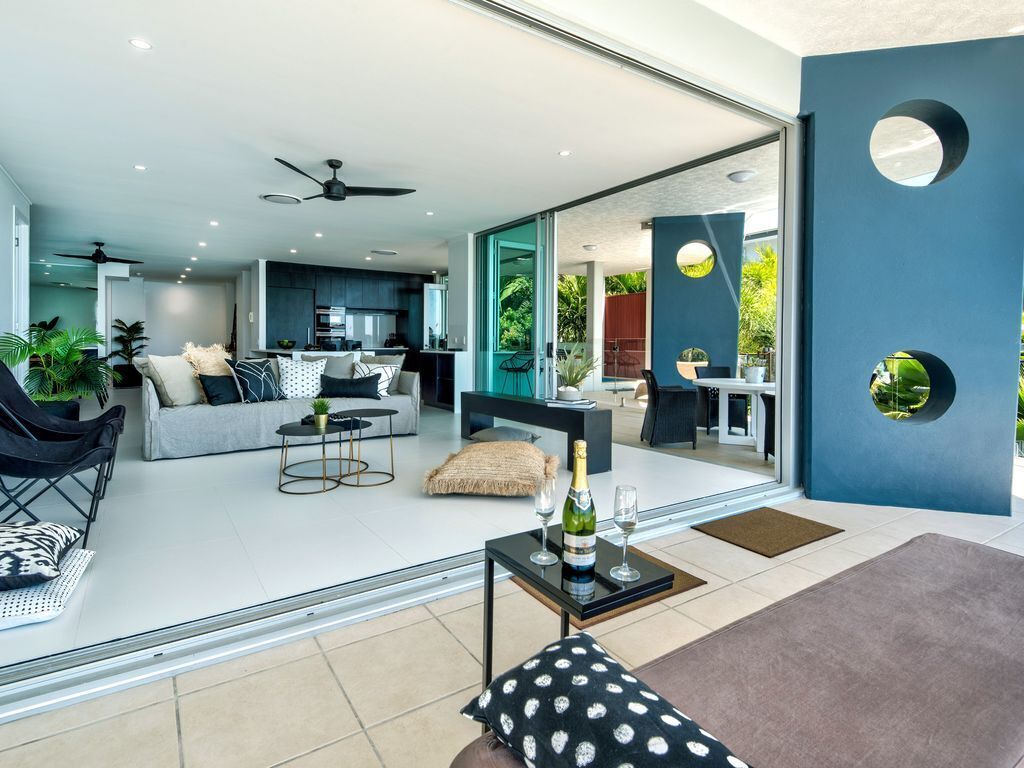 Pavillions 19, Hamilton Island