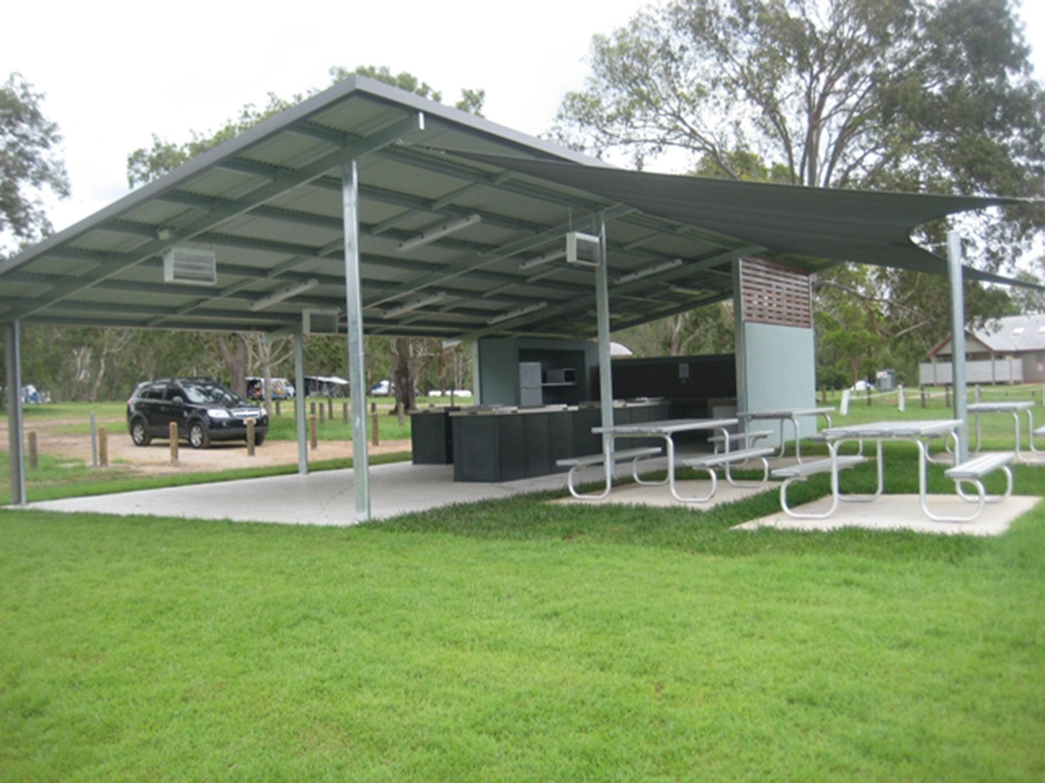 NRMA Lake Somerset Holiday Park