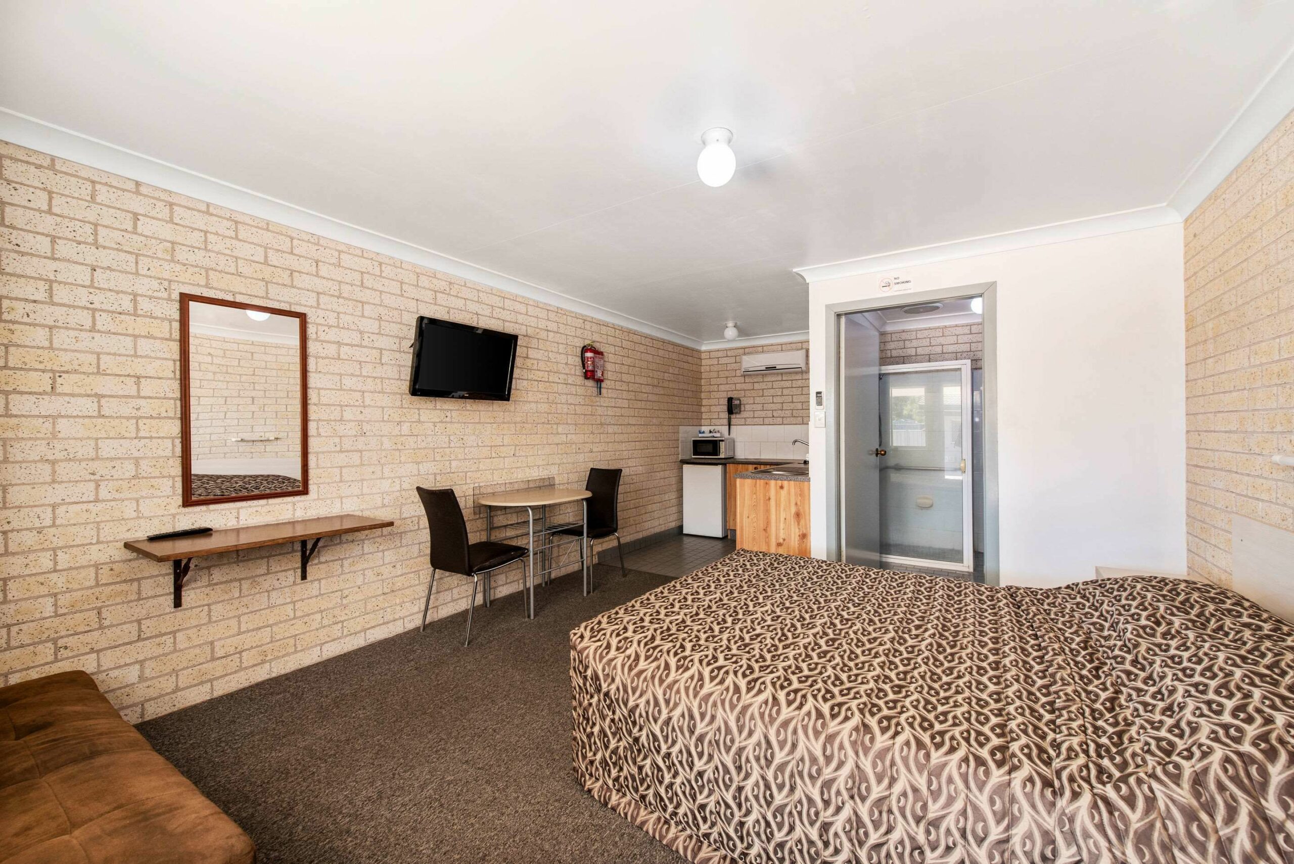 Econo Lodge Moree Spa Motor Inn