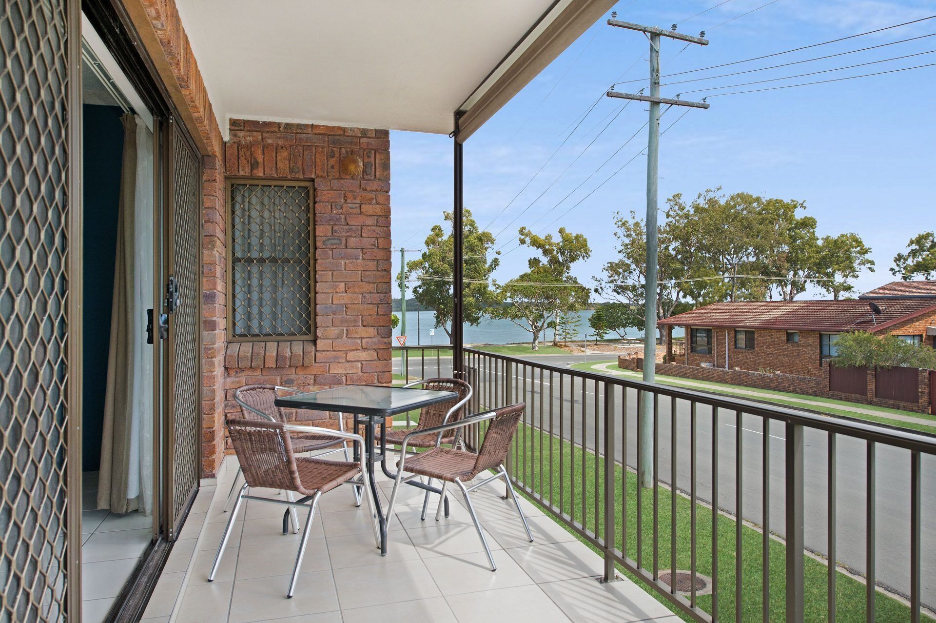 Waterviews, Pool, Wifi, its all Here. Welsby Pde, Bongaree