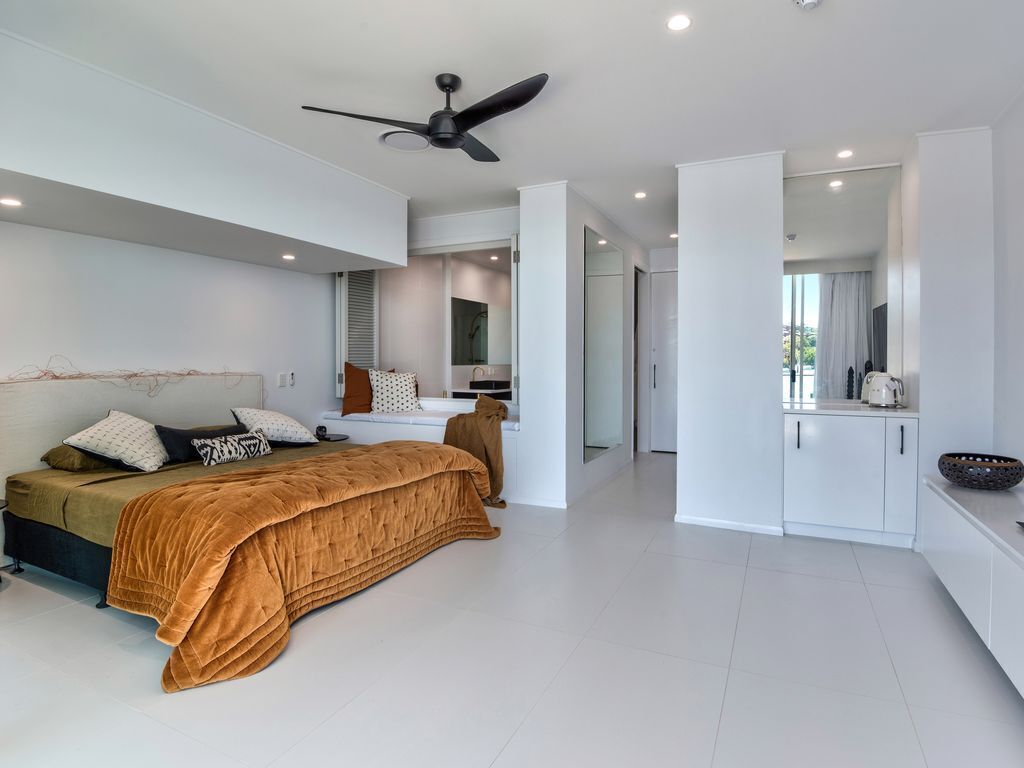 Pavillions 19, Hamilton Island