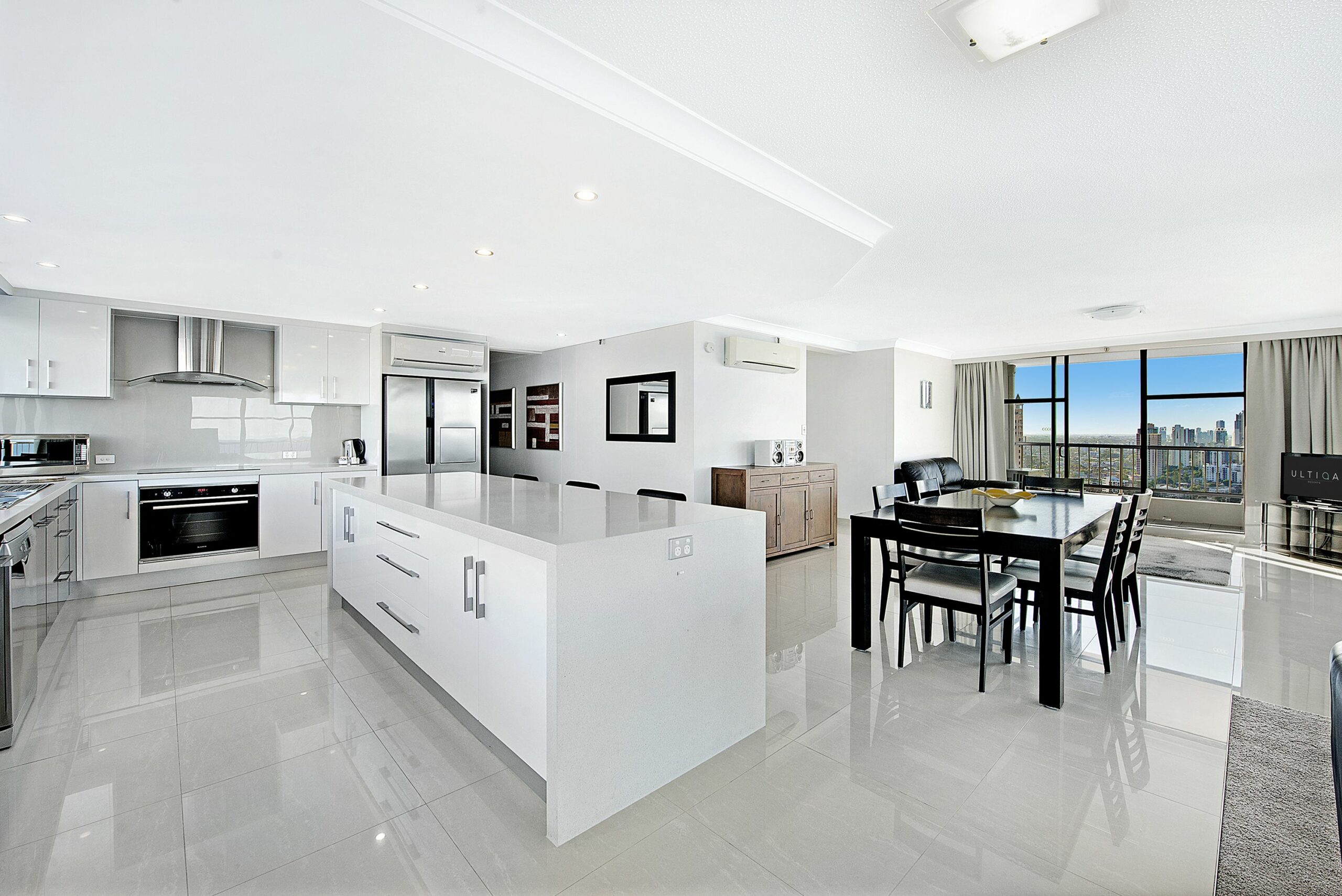 ULTIQA Beach Haven At Broadbeach