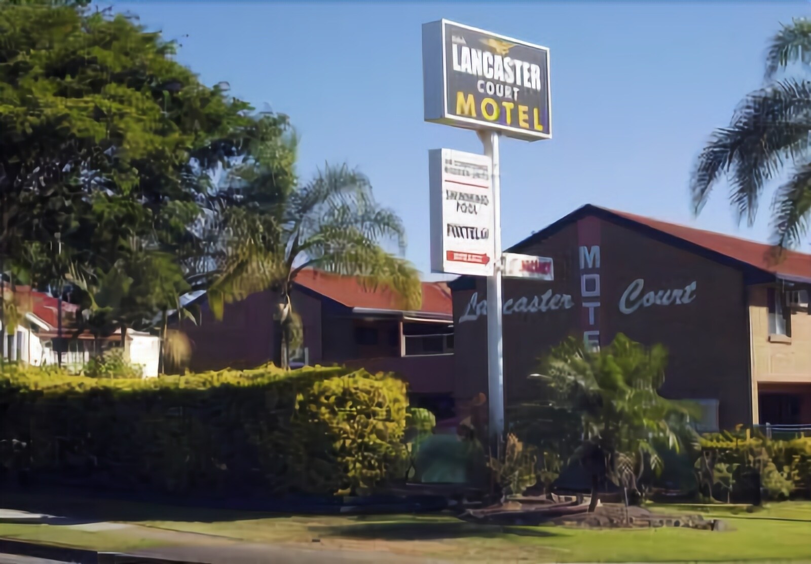 Lancaster Court Motel