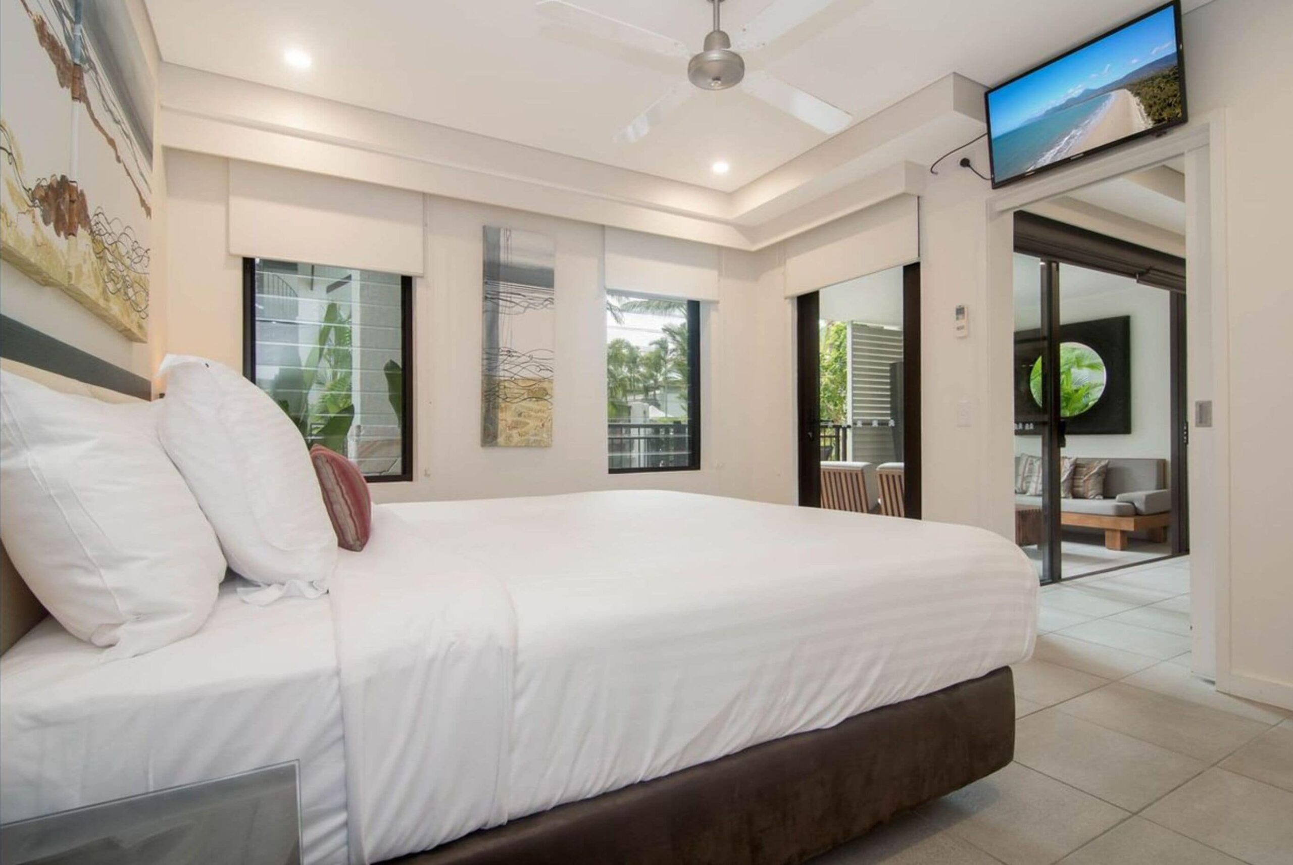 Sea Temple Port Douglas Luxury Penthouses - Swim Outs & Spa Apartments