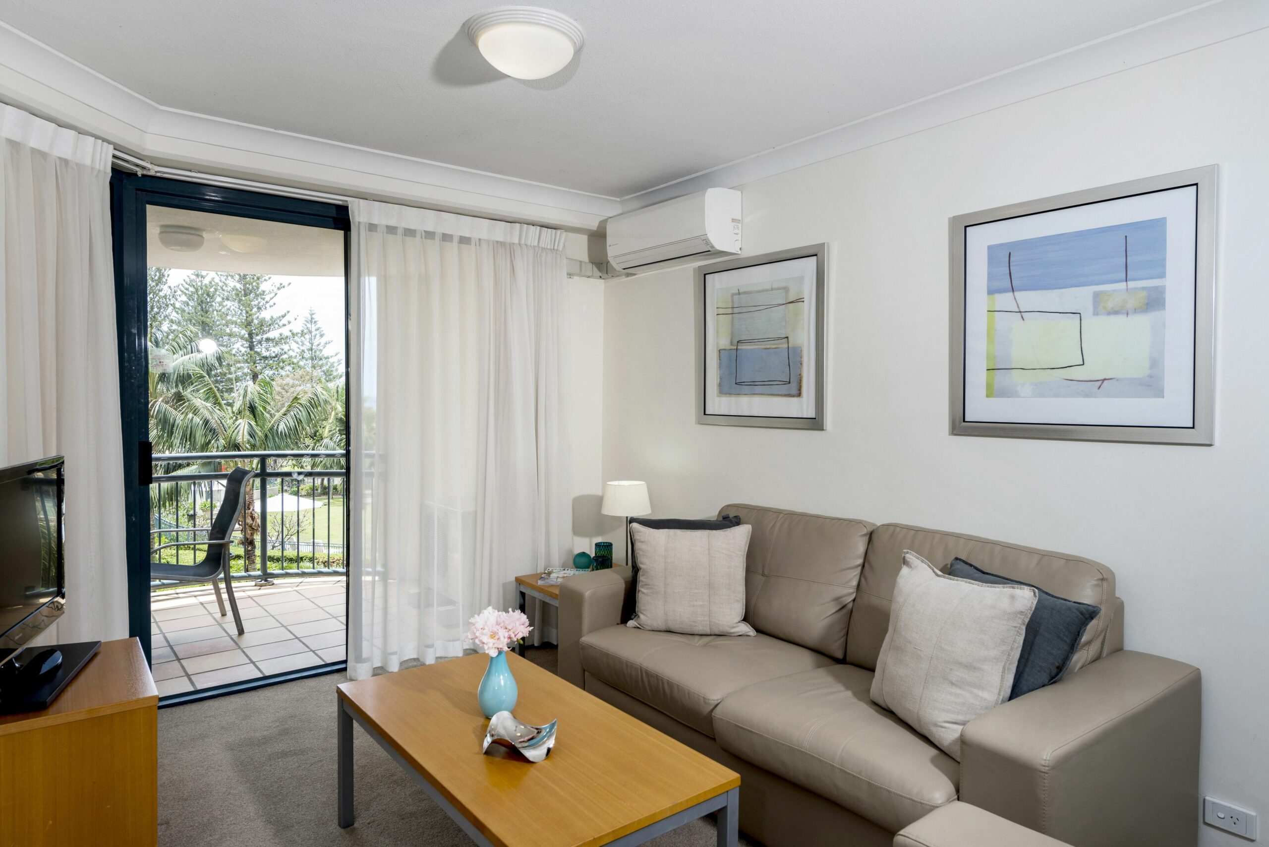 Oaks Gold Coast Calypso Plaza Suites