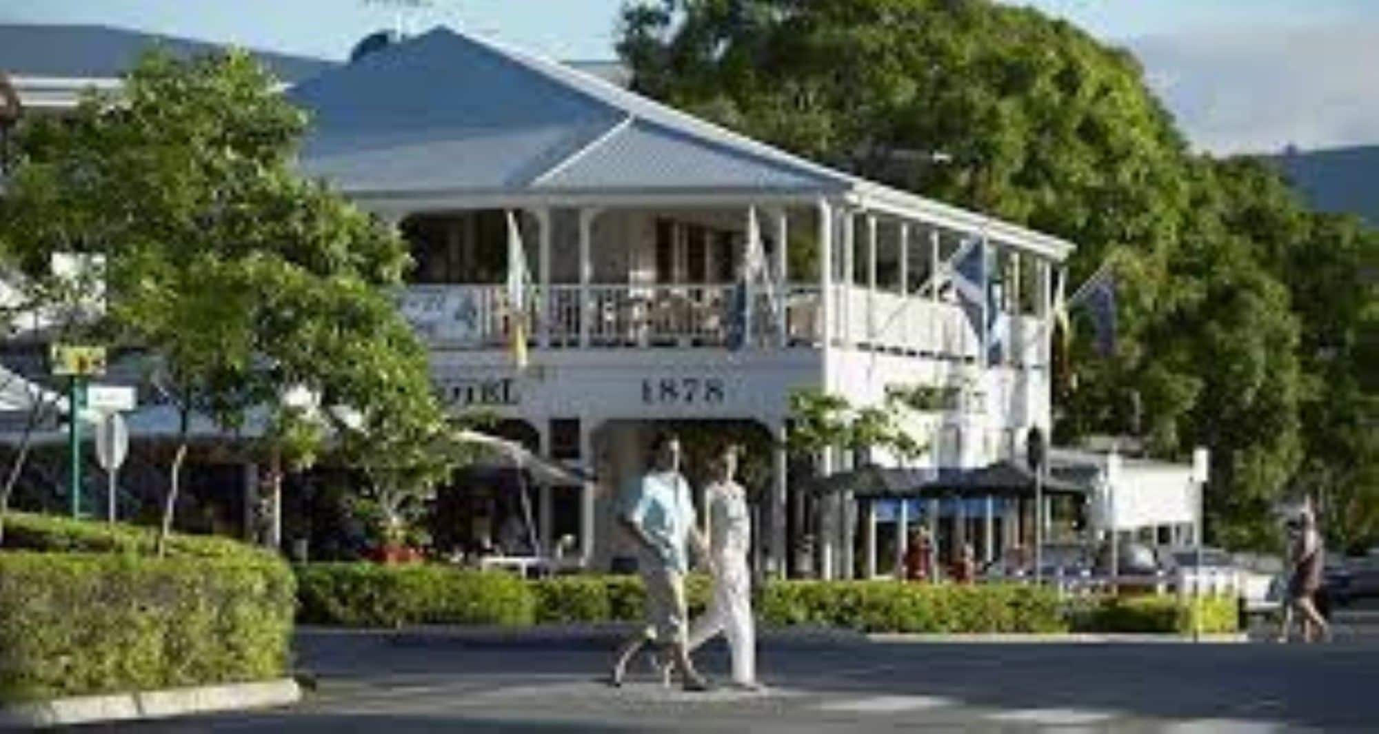 18 Central Plaza Port Douglas