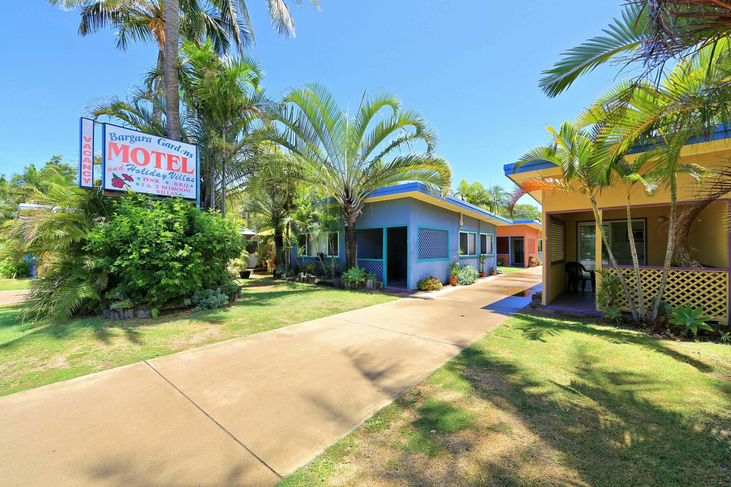 Bargara Gardens Motel & Holiday Villas