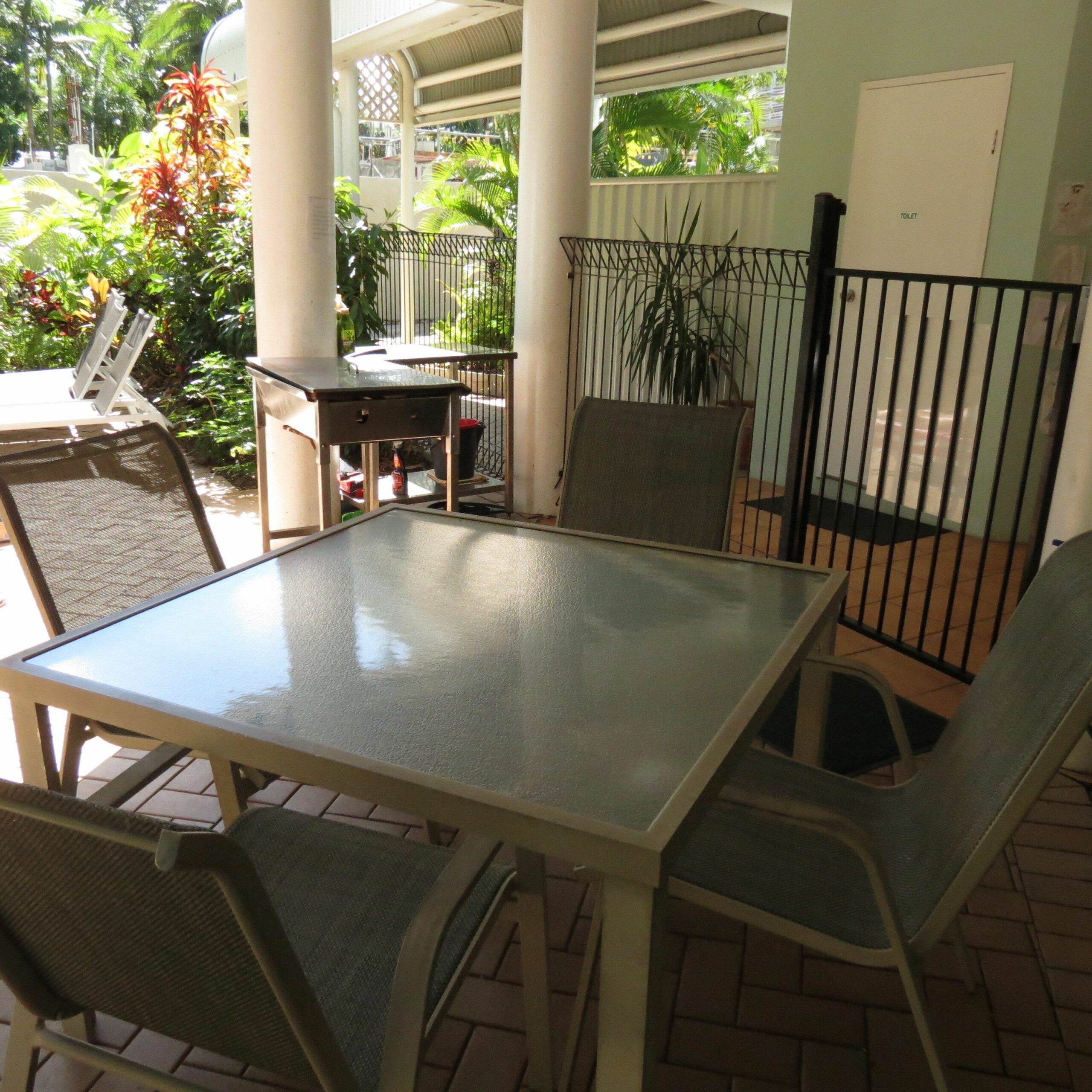 Port Douglas Outrigger Holiday Apartments